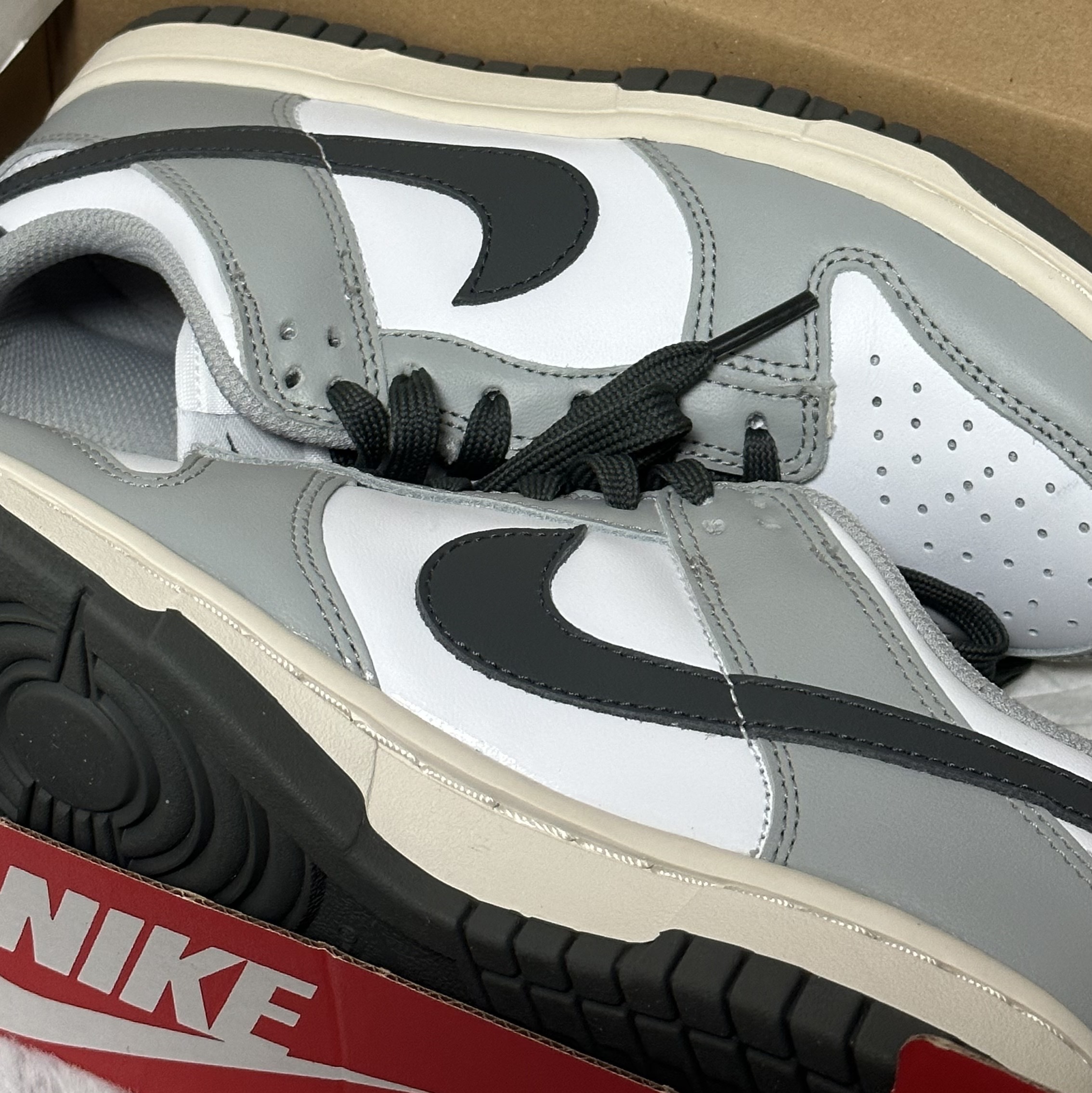 (W) Nike Dunk Low Light Smoke Grey 착용 스타일