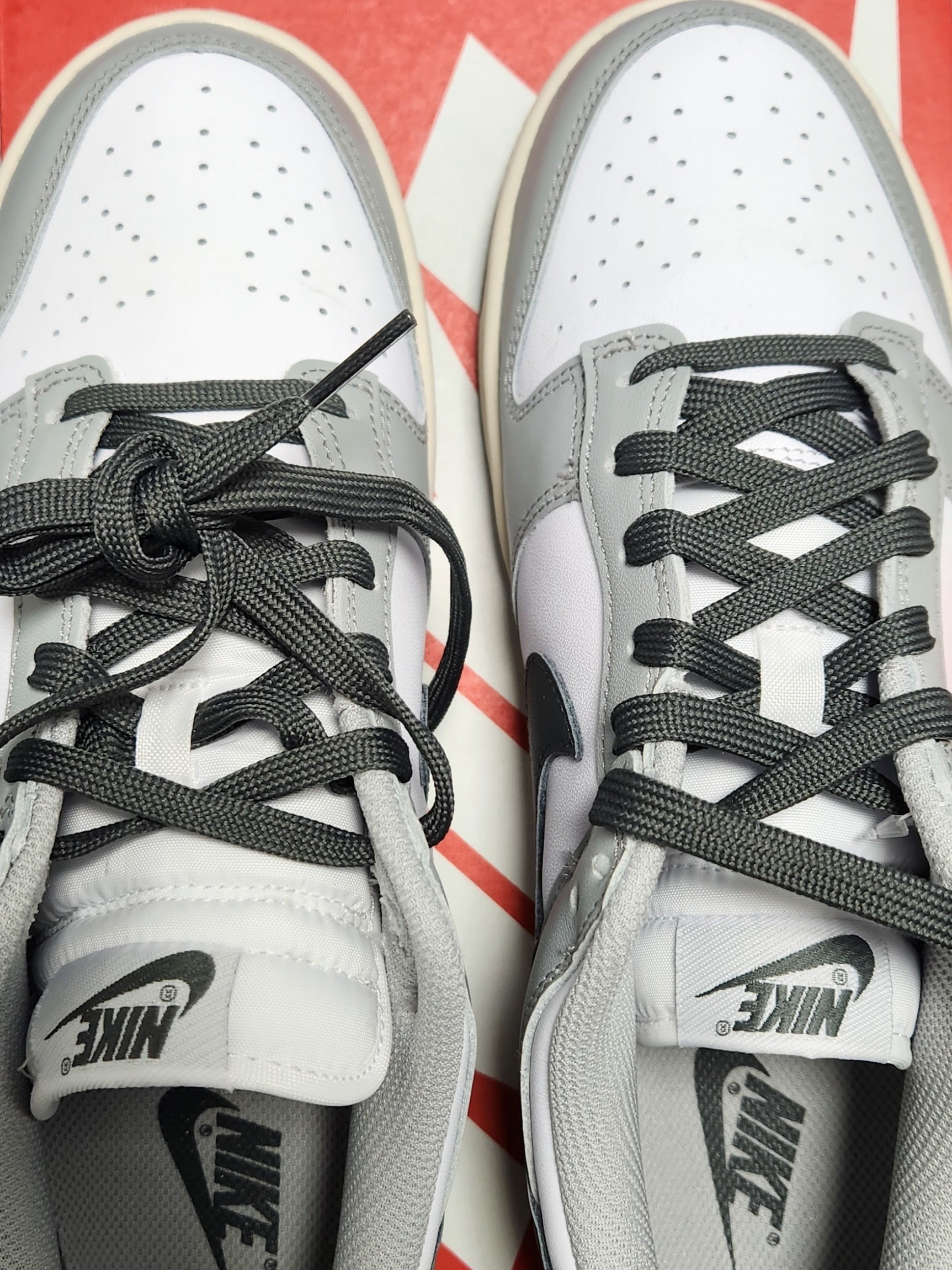 (W) Nike Dunk Low Light Smoke Grey 착용 스타일