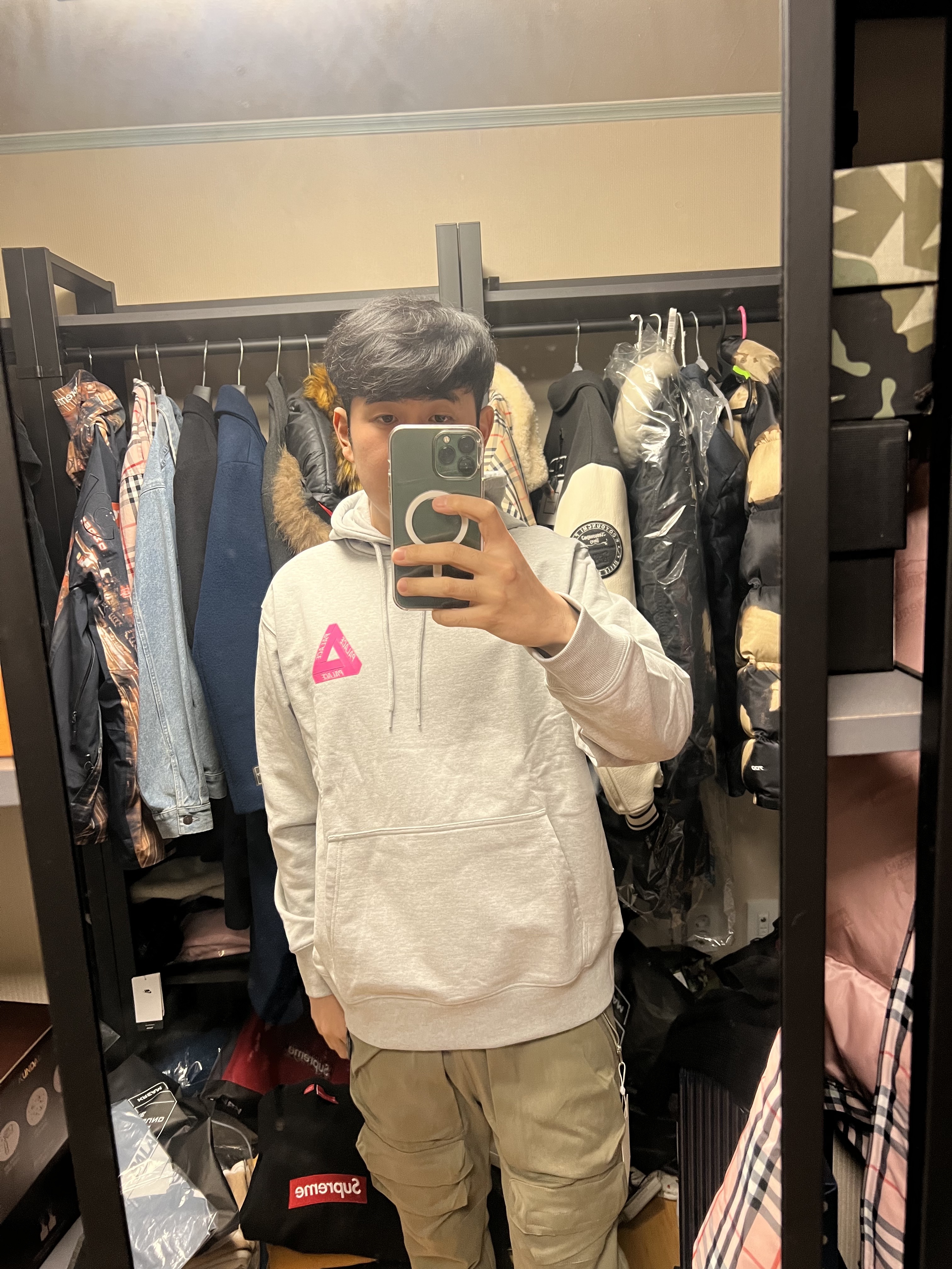 Palace Tri-Lenticular Hood Grey Marl - 22FW 착용 스타일