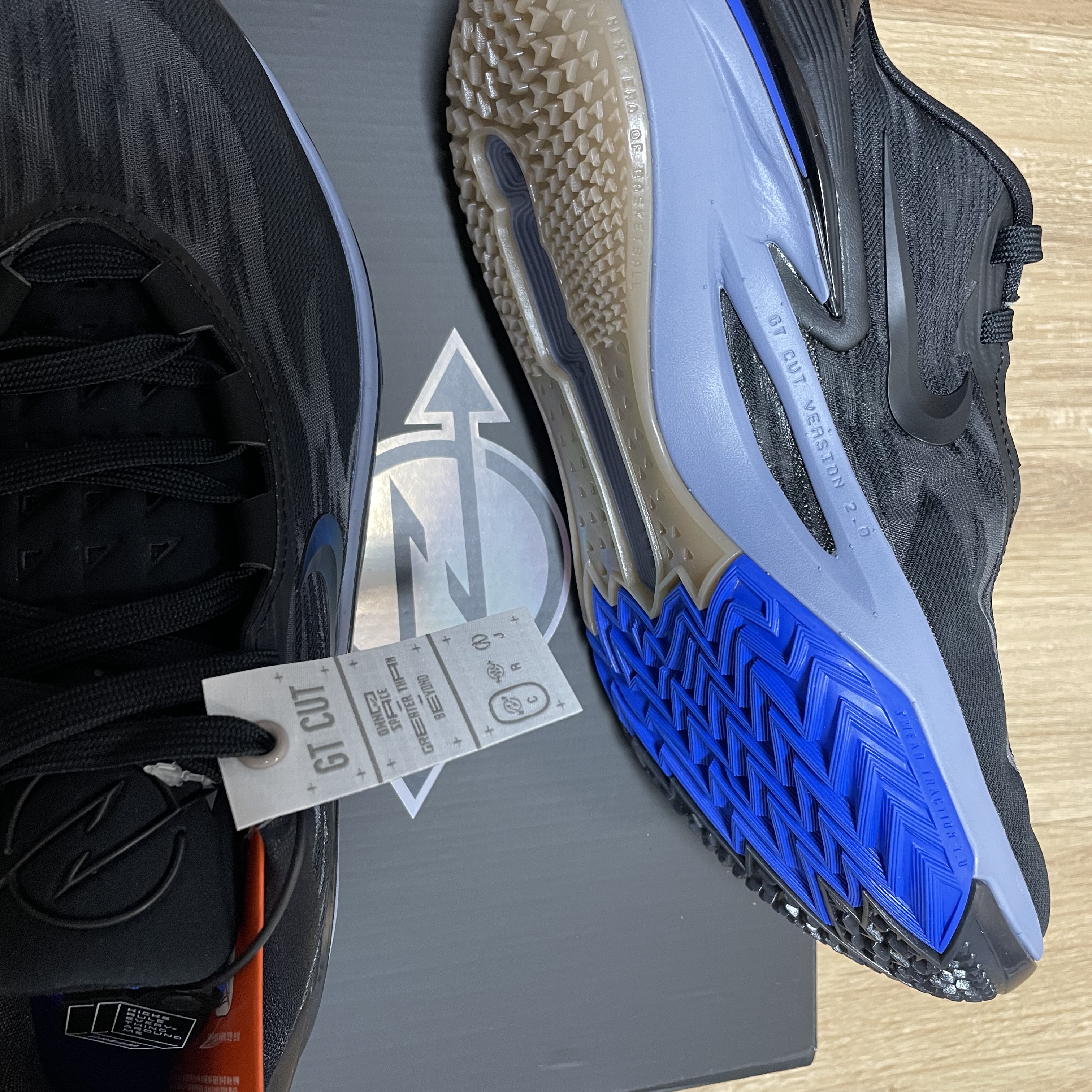 Nike Air Zoom GT Cut 2 Black Racer Blue 착용 스타일 - 1