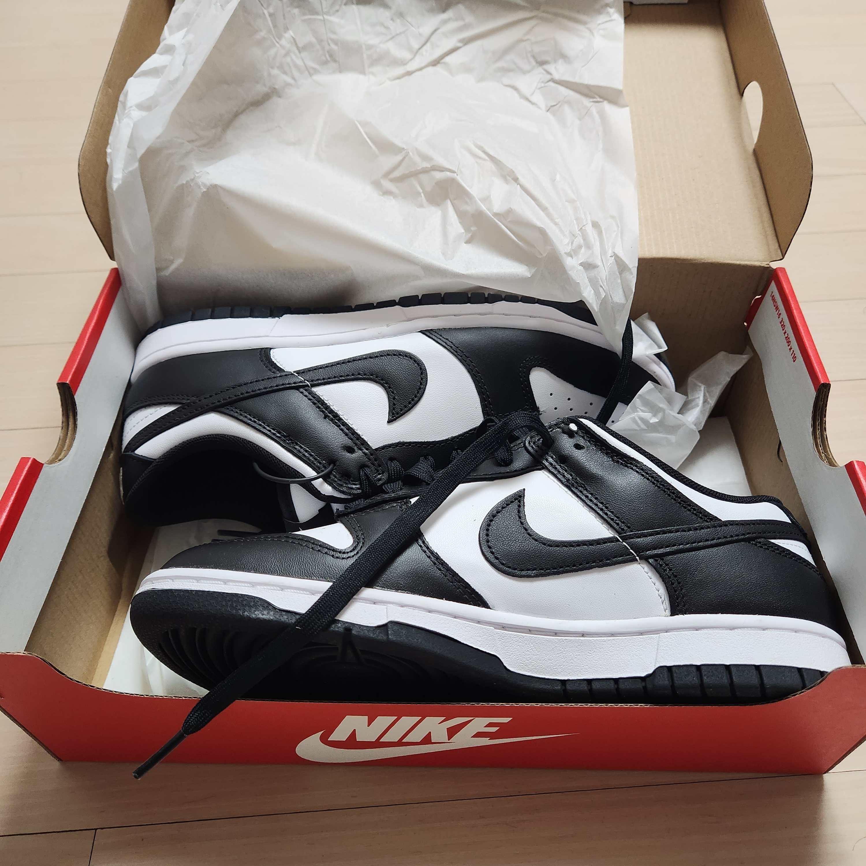 Nike Dunk Low Retro Black 착용 스타일