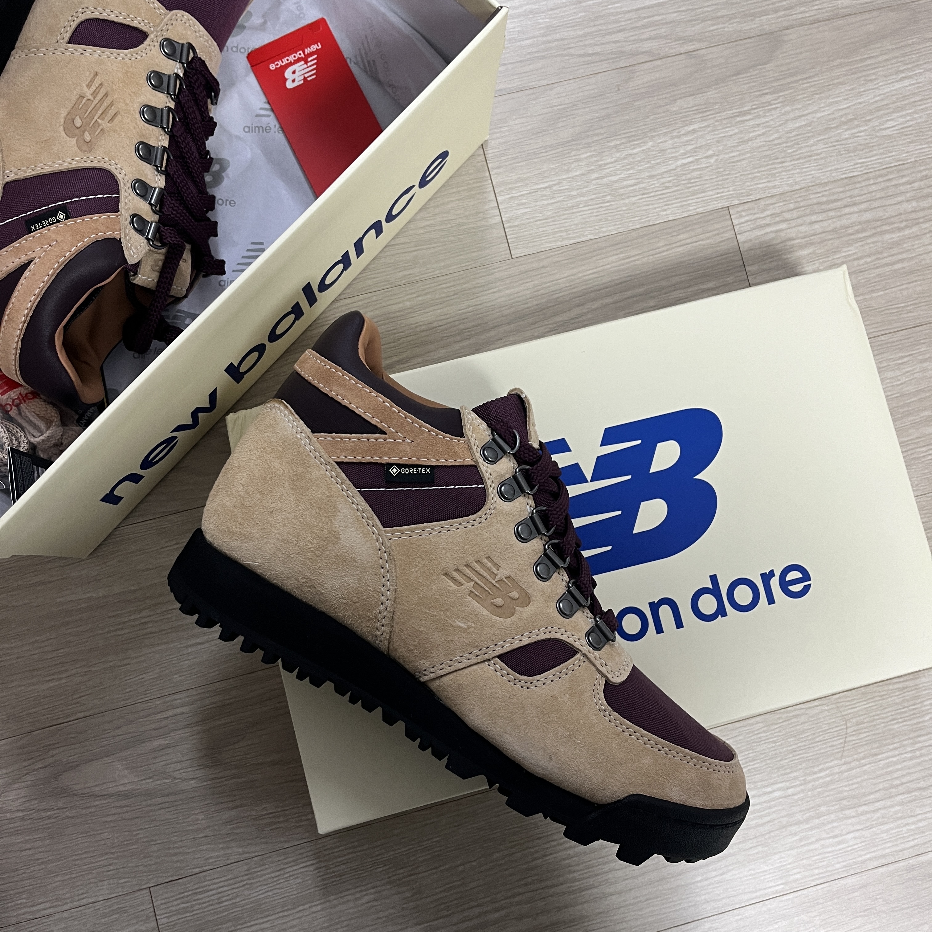 New Balance x Aime Leon Dore Rainier Tan 착용 스타일