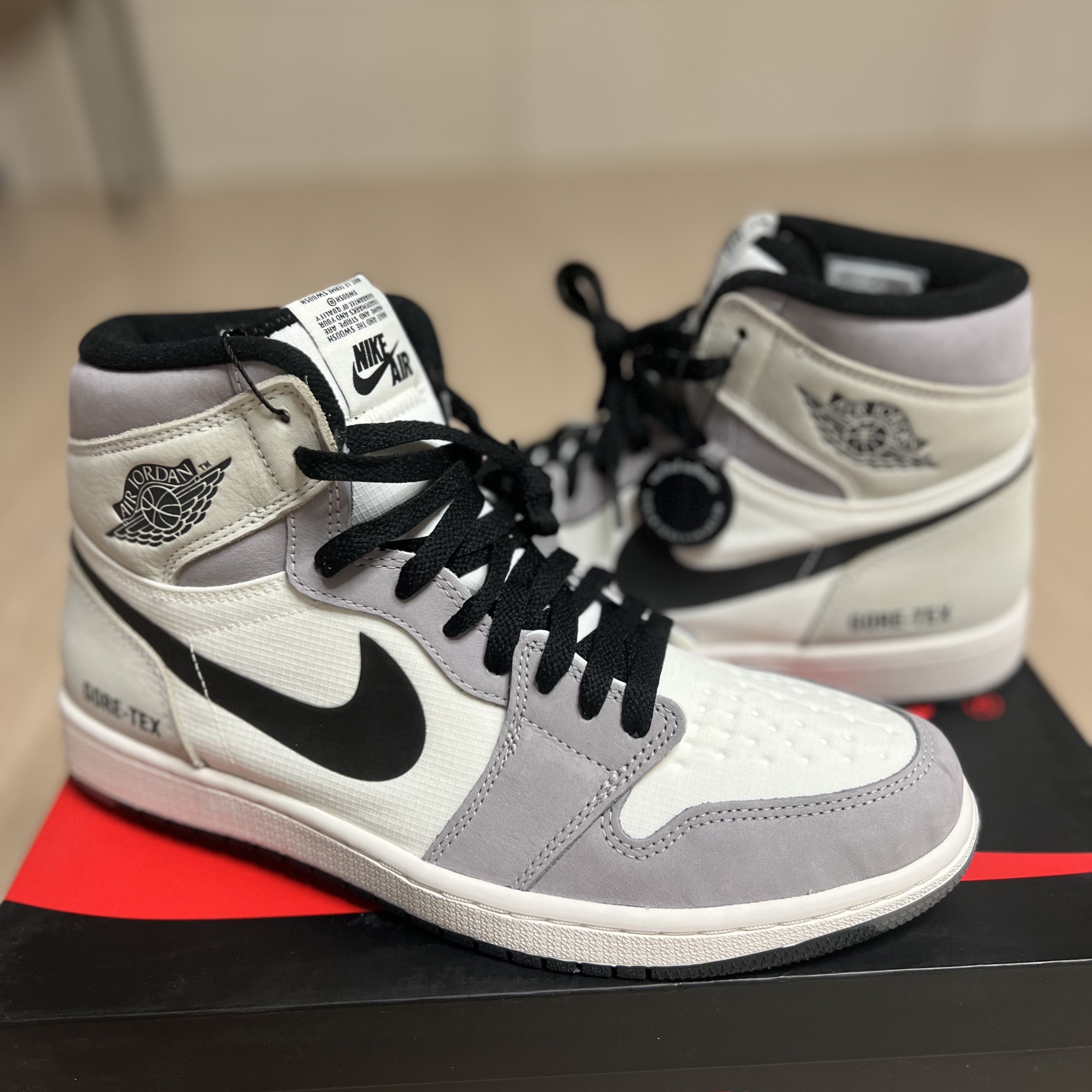 Jordan 1 Element Gore-Tex Sail 착용 스타일
