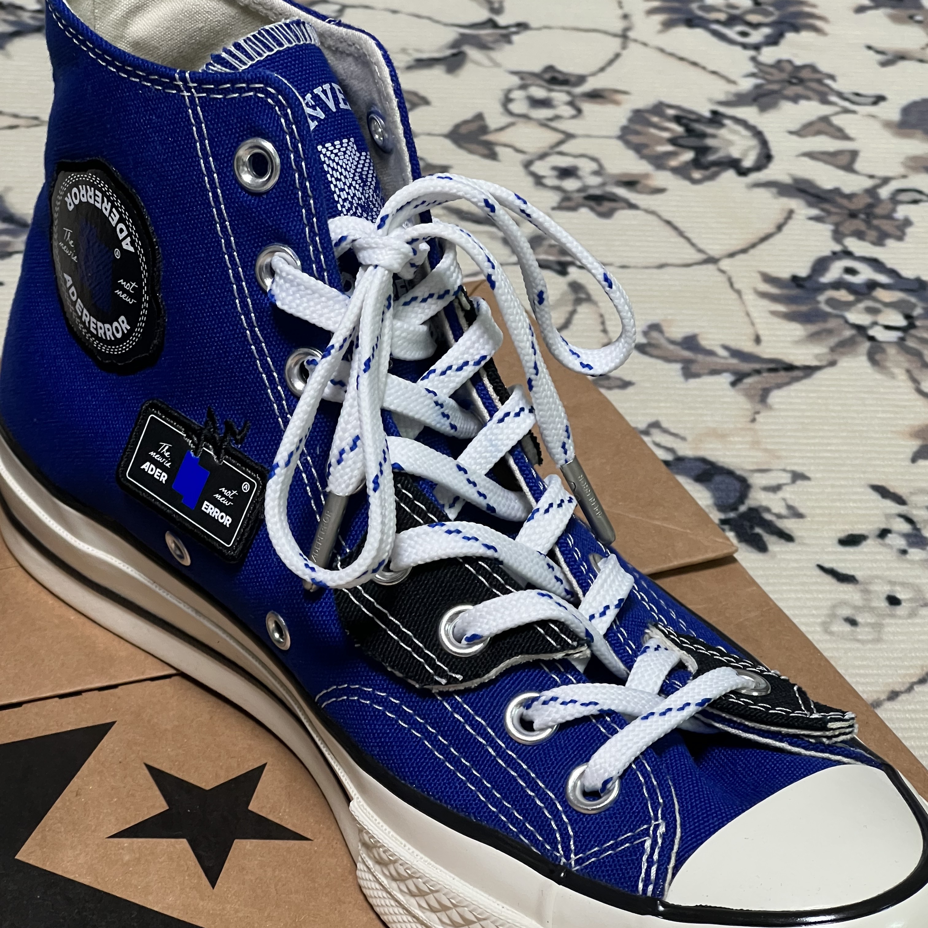 Converse x Ader Error Chuck 70 High White, Converse Chuck 70 Hi Black 착용 스타일 - 2