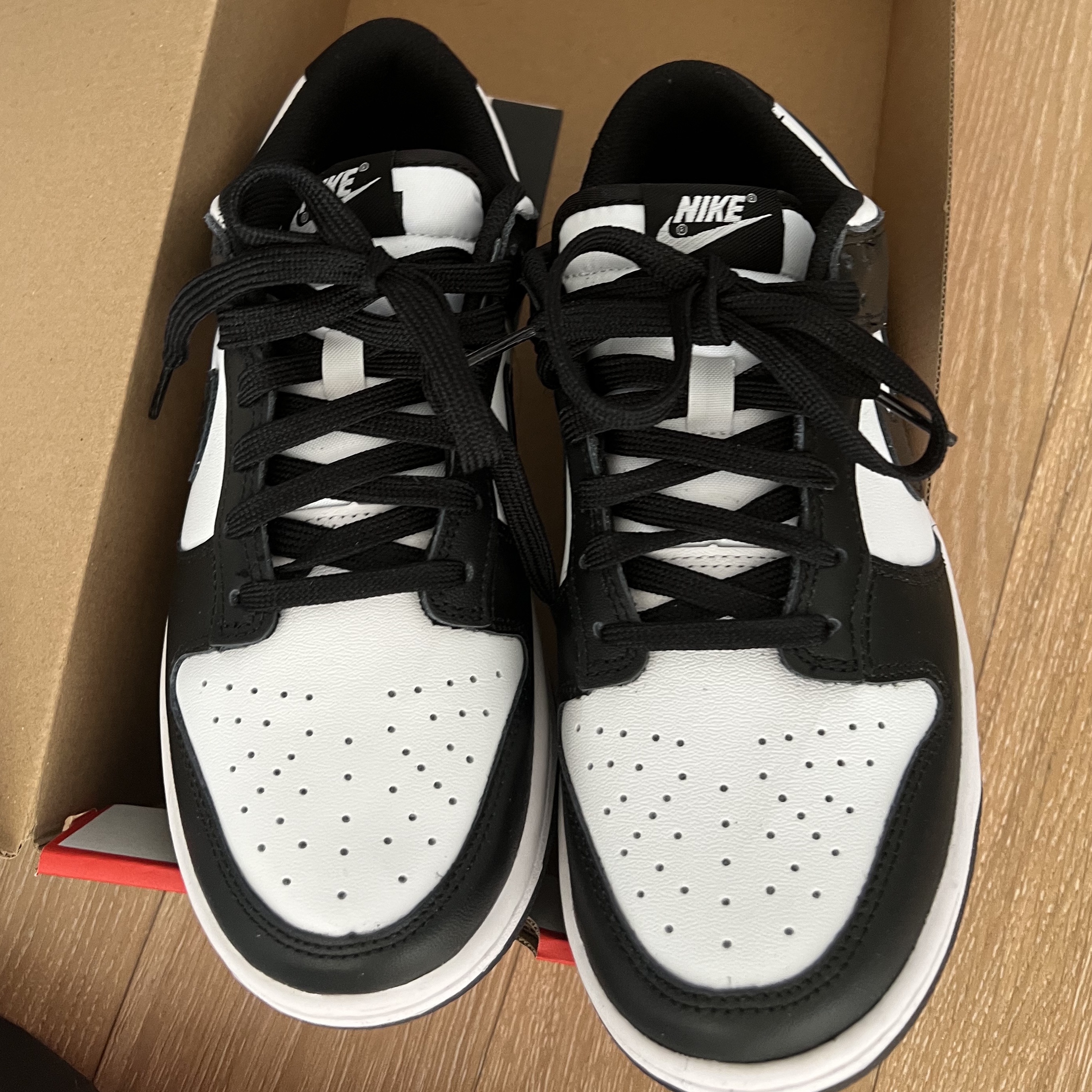 Nike Dunk Low Retro Black 착용 스타일
