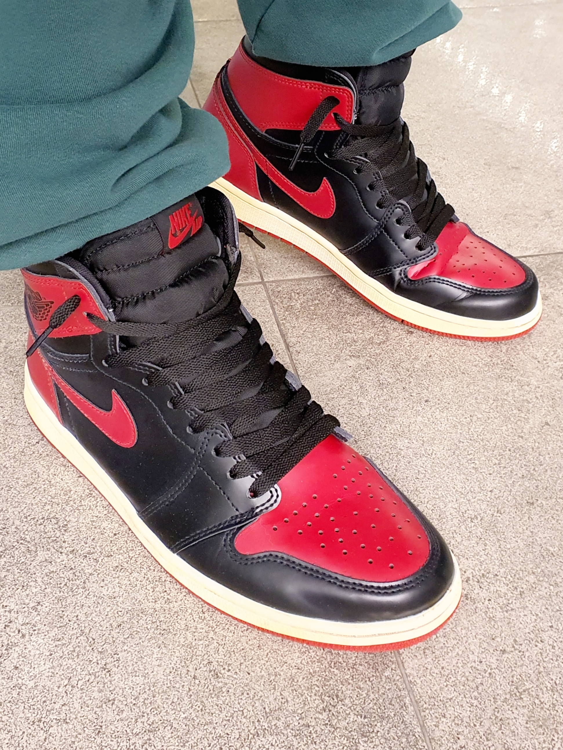 Jordan 1 Retro High OG Bred Banned 2016 착용 스타일 - 5