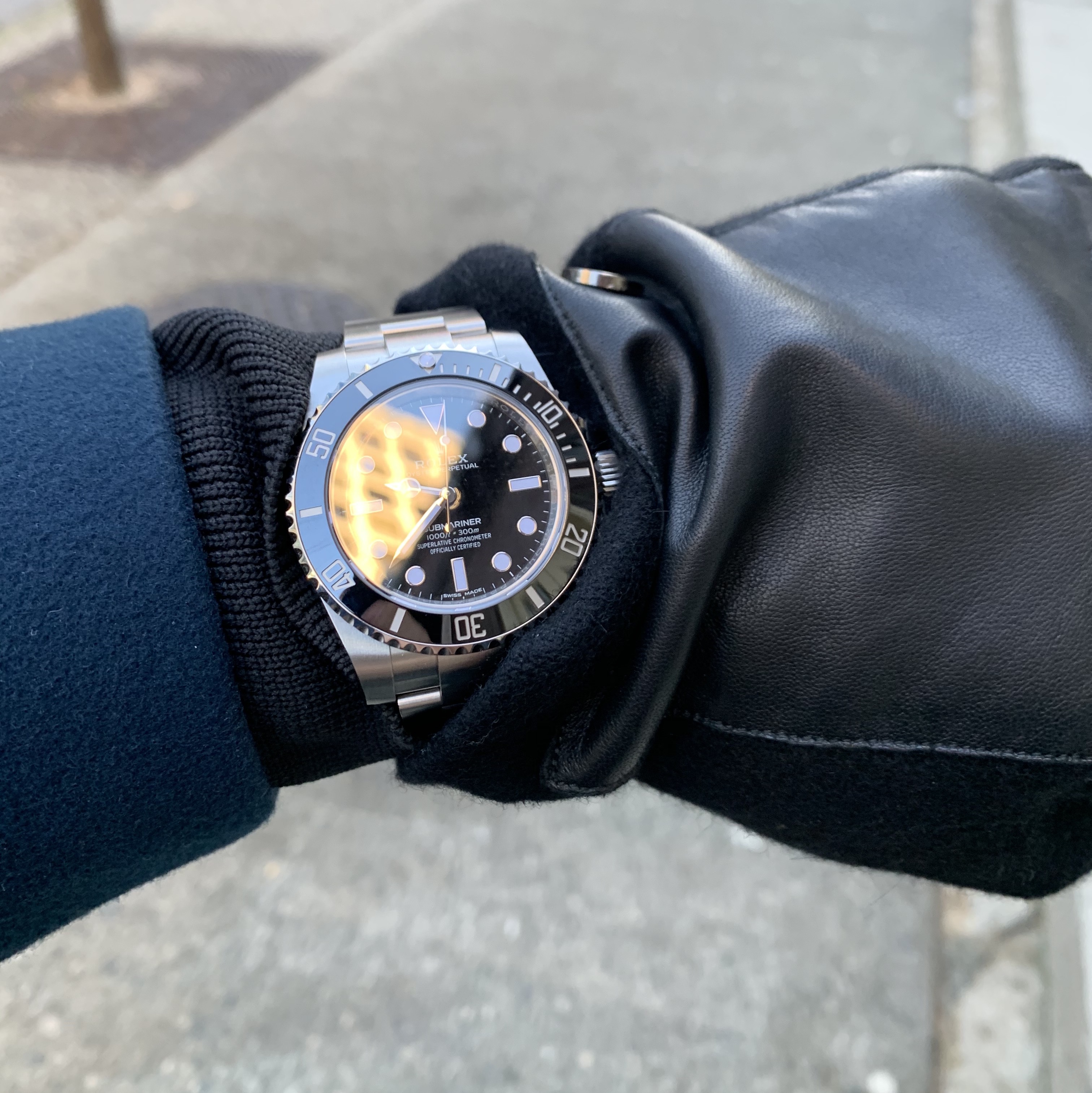 Rolex Submariner 41mm 124060 Black Oyster 착용 스타일