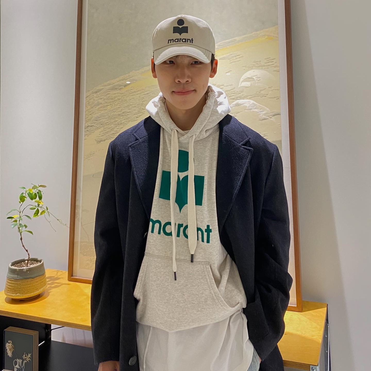 (W) Isabel Marant Milly Sweatshirt Ecru Green - 21FW, Isabel Marant Miley Hoodie Ecru Green - 21FW 착용 스타일