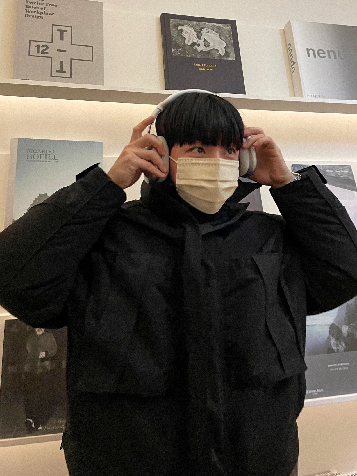 Juun.J Layered Mid Length Down Jumper Black - 22FW, Balenciaga Defender Sneakers Black 착용 스타일 - 3