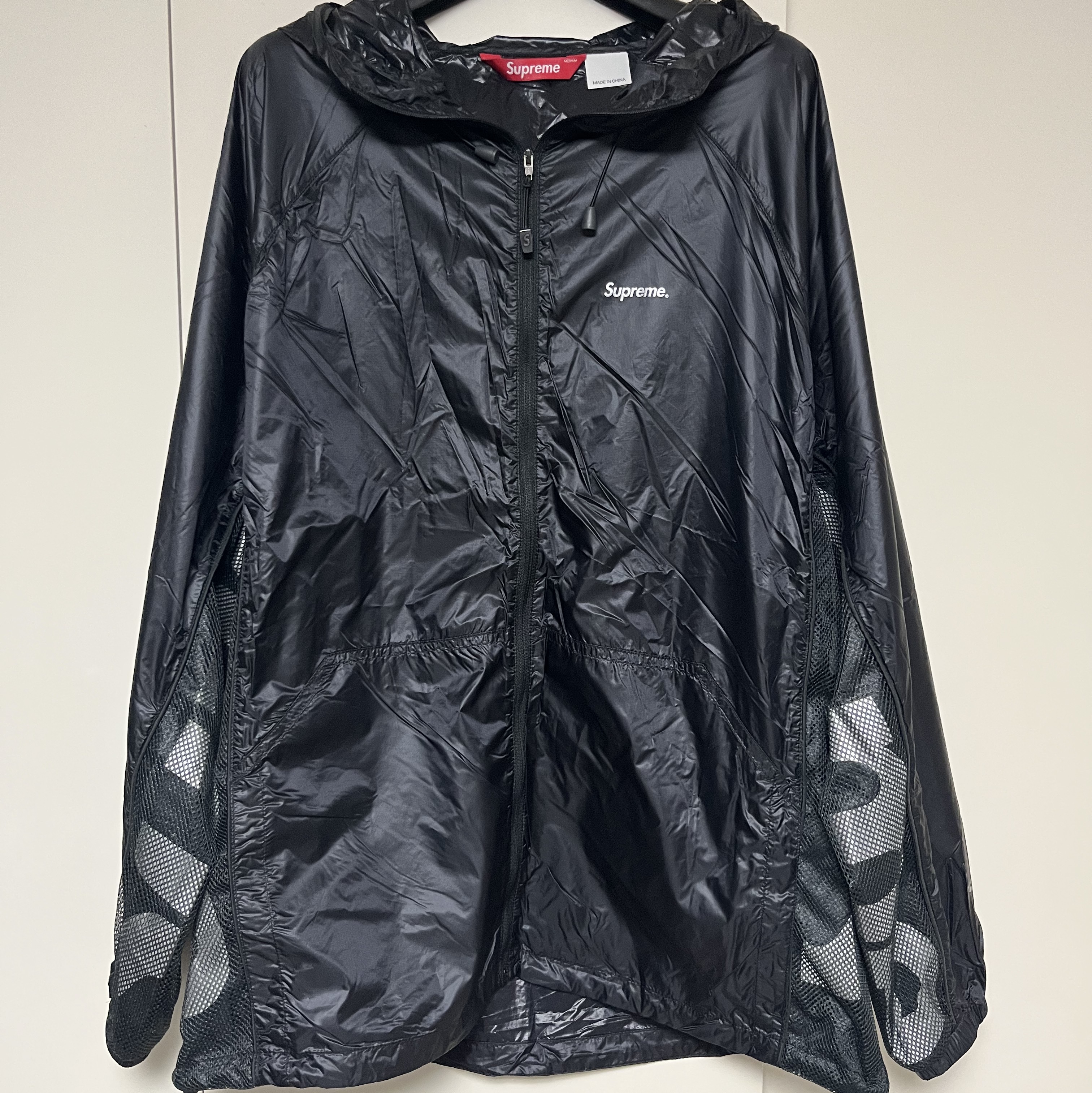 Supreme Ripstop Hooded Windshell Black - 22SS 착용 스타일