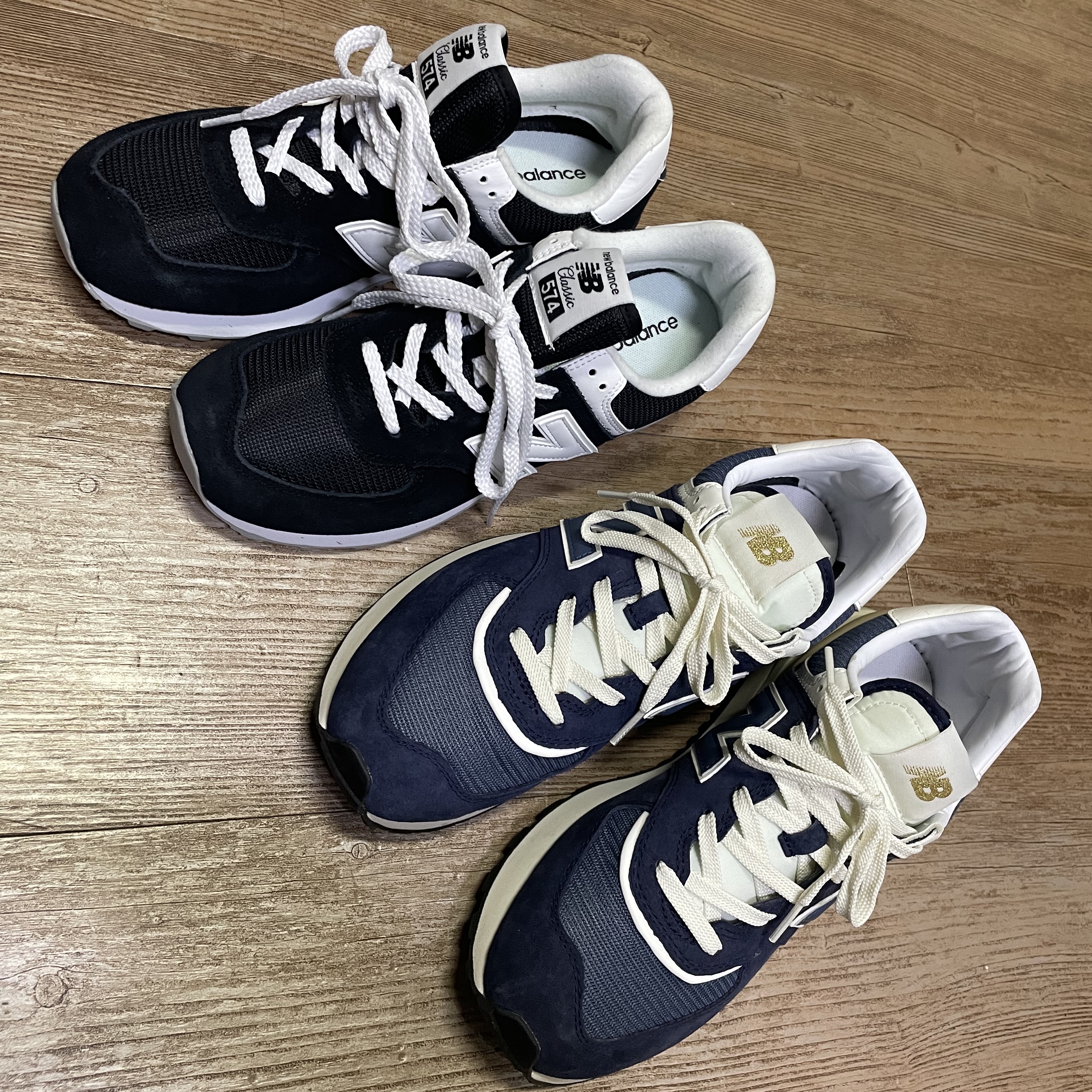 (W) New Balance 574 Black White 착용 스타일 - 3