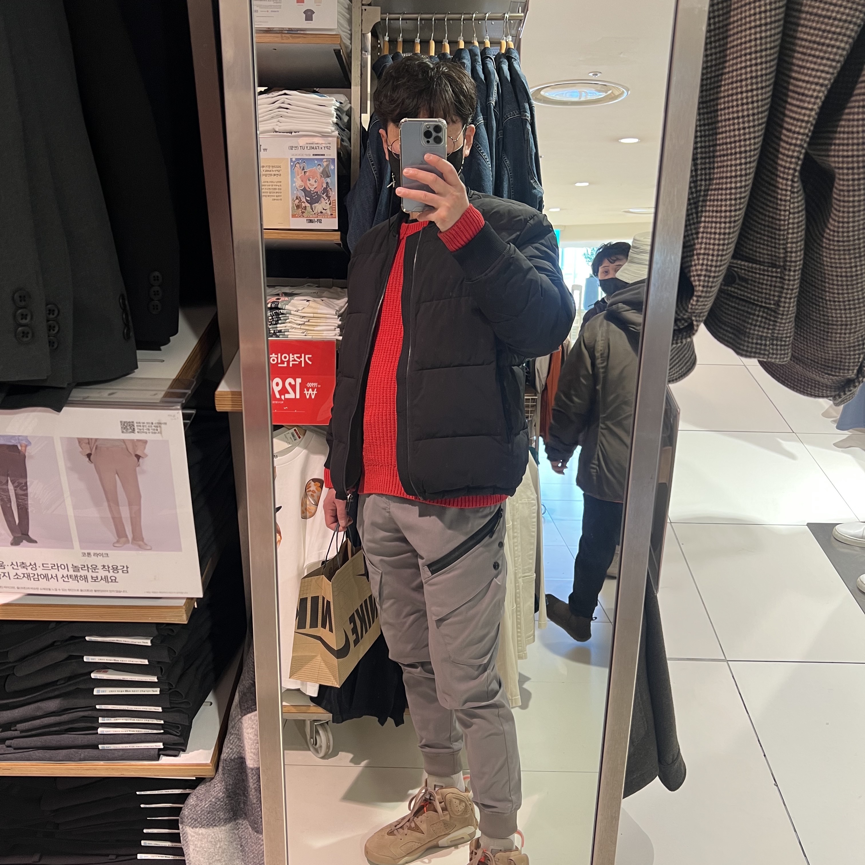 Jordan 6 x Travis Scott Retro SP British Khaki 착용 스타일 - 1