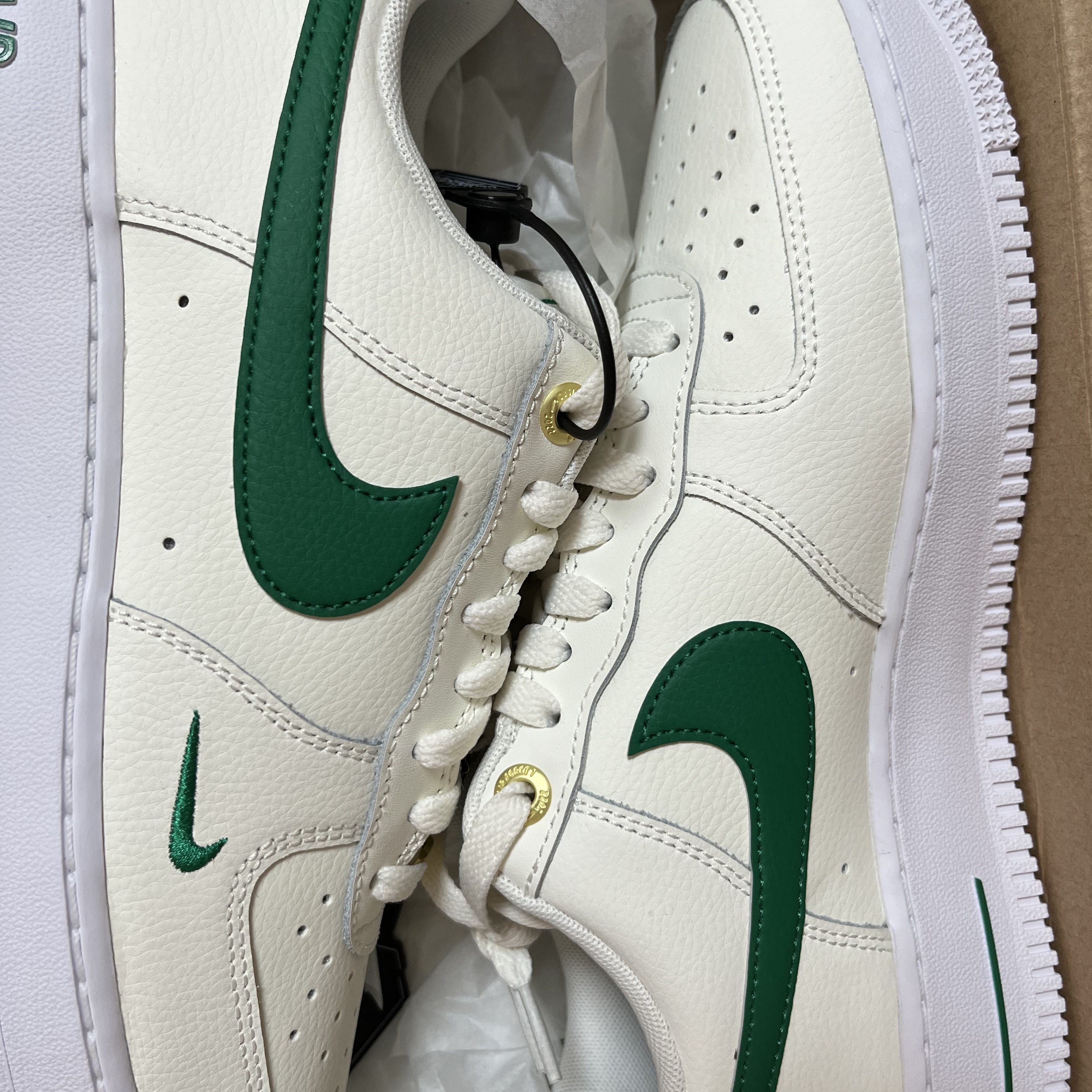 Nike Air Force 1 '07 LV8 40th Anniversary Join Forces Sail Malachite 착용 스타일