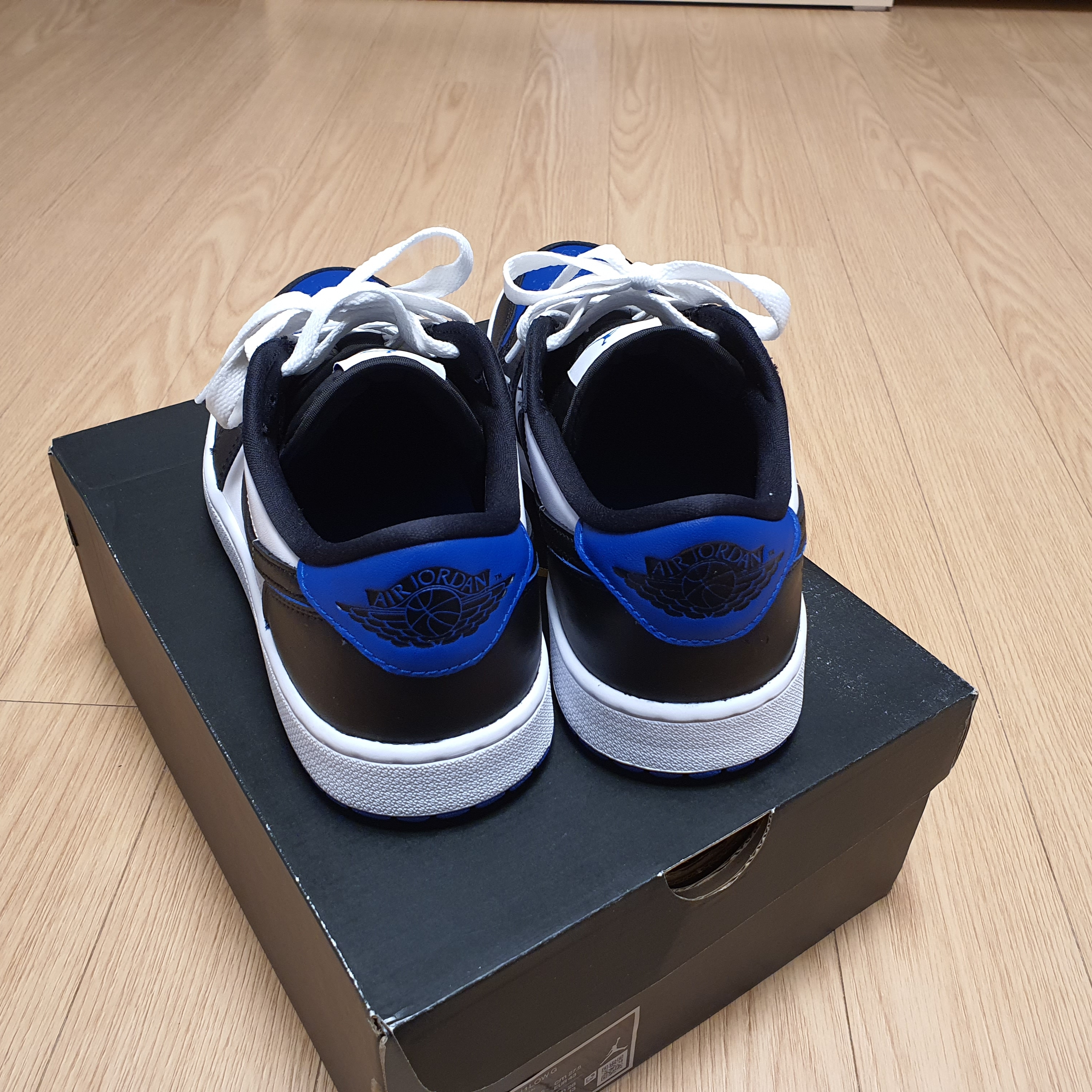 Jordan 1 Low Golf Sport Royal 착용 스타일 - 3