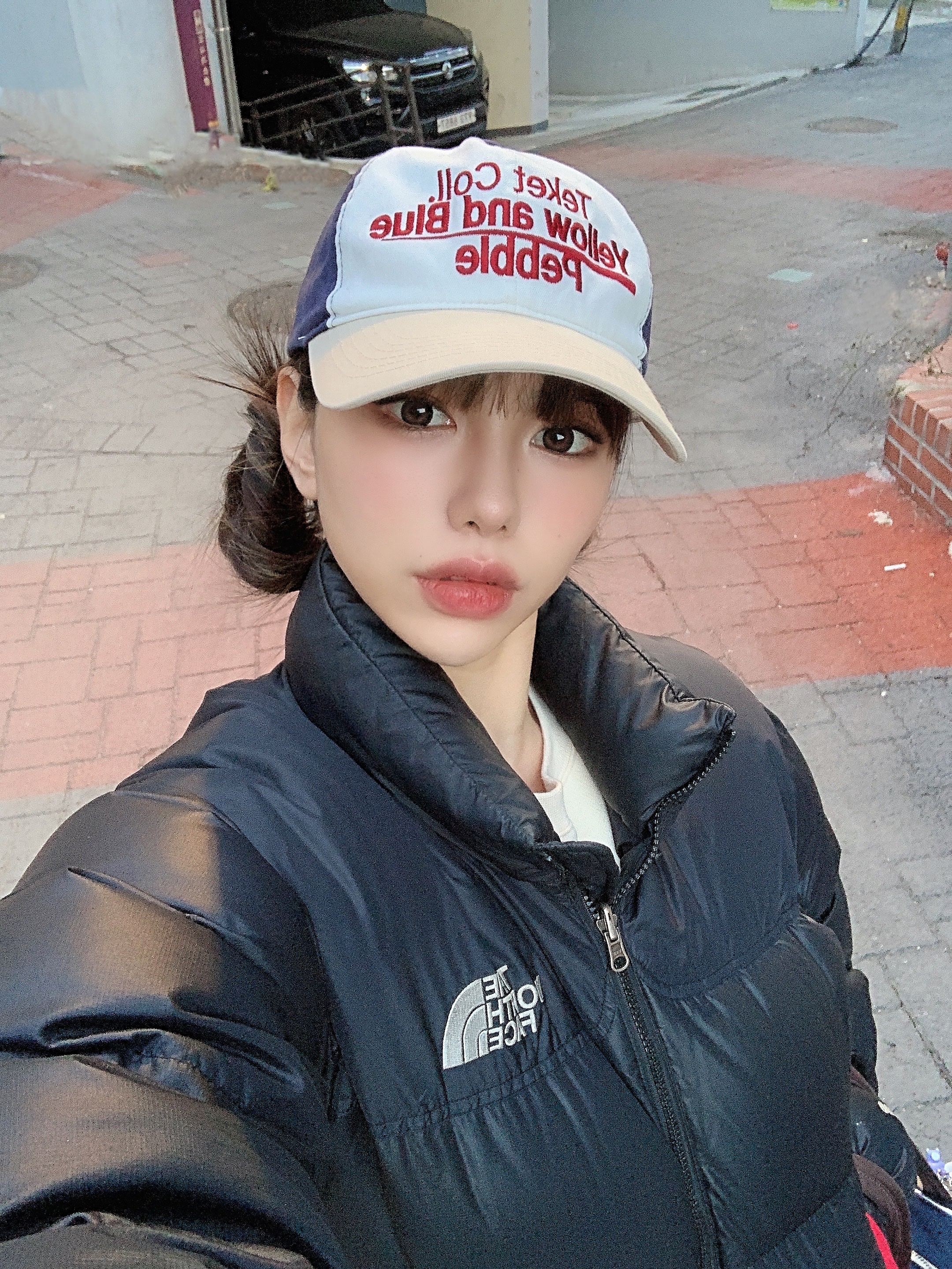 The North Face Nuptse Hybrid Down Ball Jacket Black 착용 스타일 - 3
