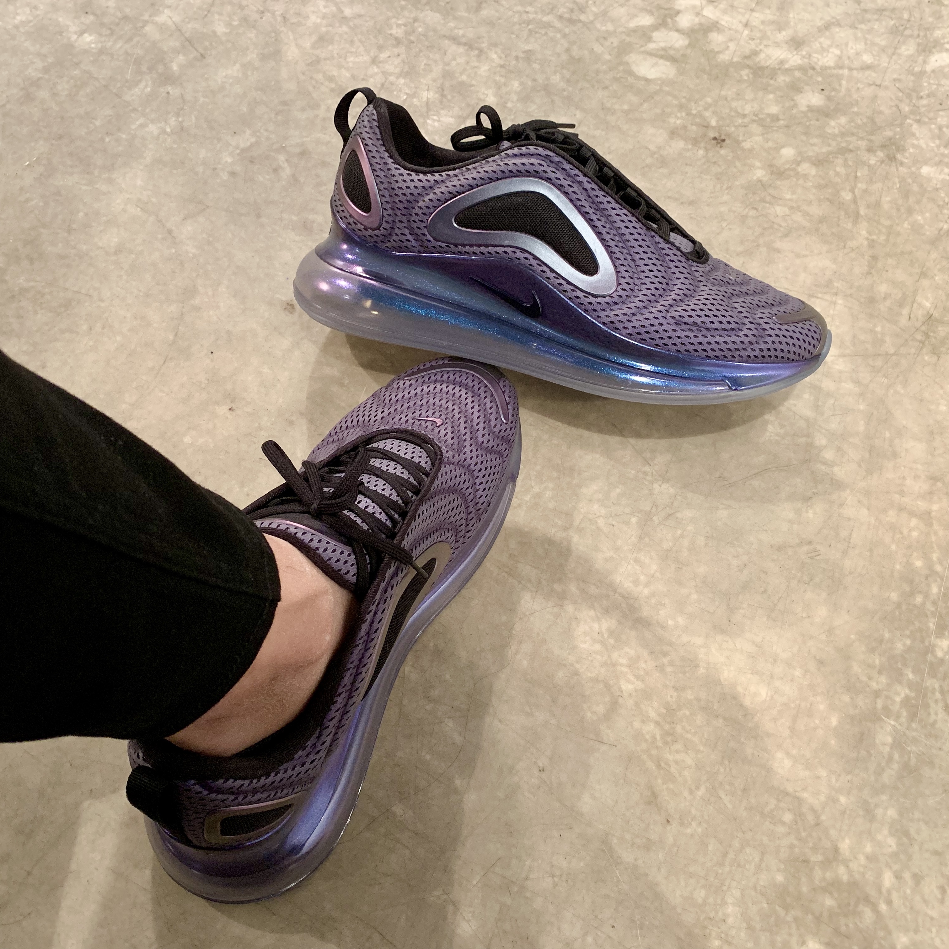 Nike Air Max 720 Northern Lights Night, Nike H86 Korea Cap Black 착용 스타일 - 3