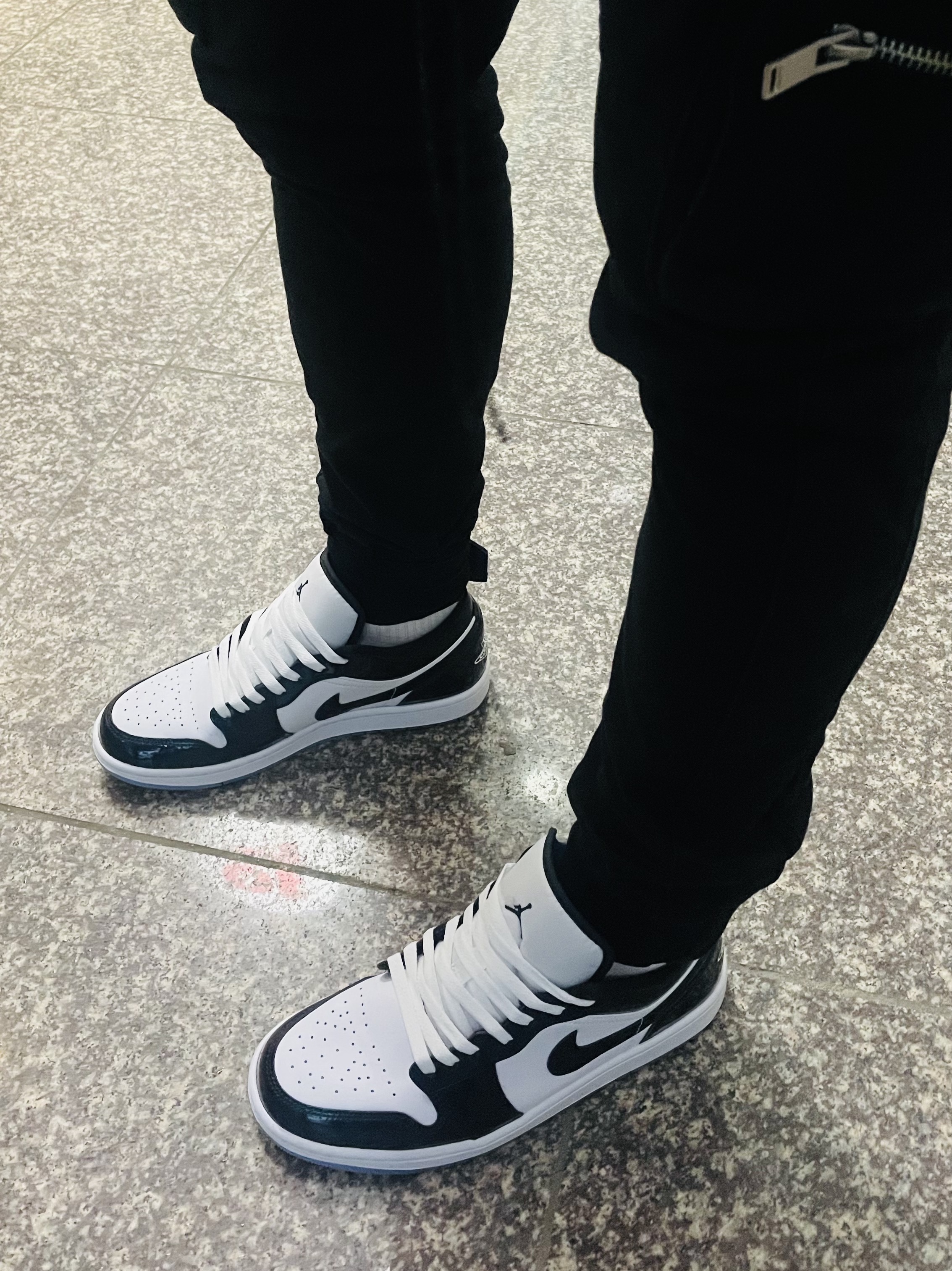 Jordan 1 Low SE Concord 착용 스타일 - 2