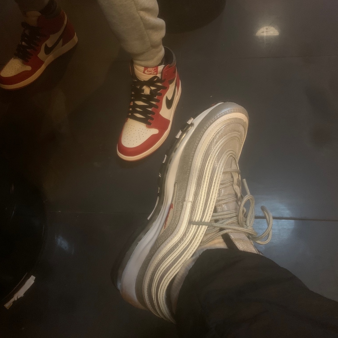 Jordan 1 Retro High OG Chicago 2022 착용 스타일 - 2