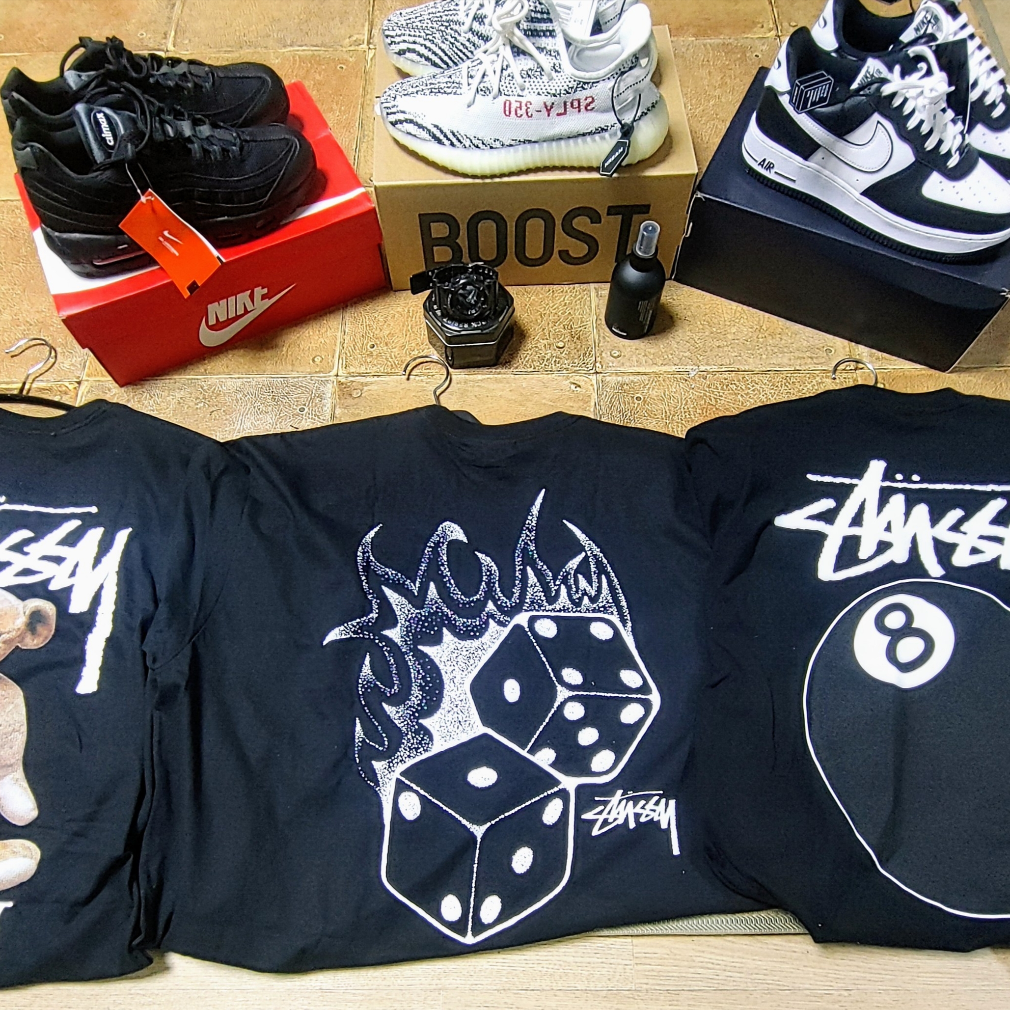 Stussy 8 Ball T-Shirt Black - 22SS, Stussy Built Tough T-Shirt Black 착용 스타일