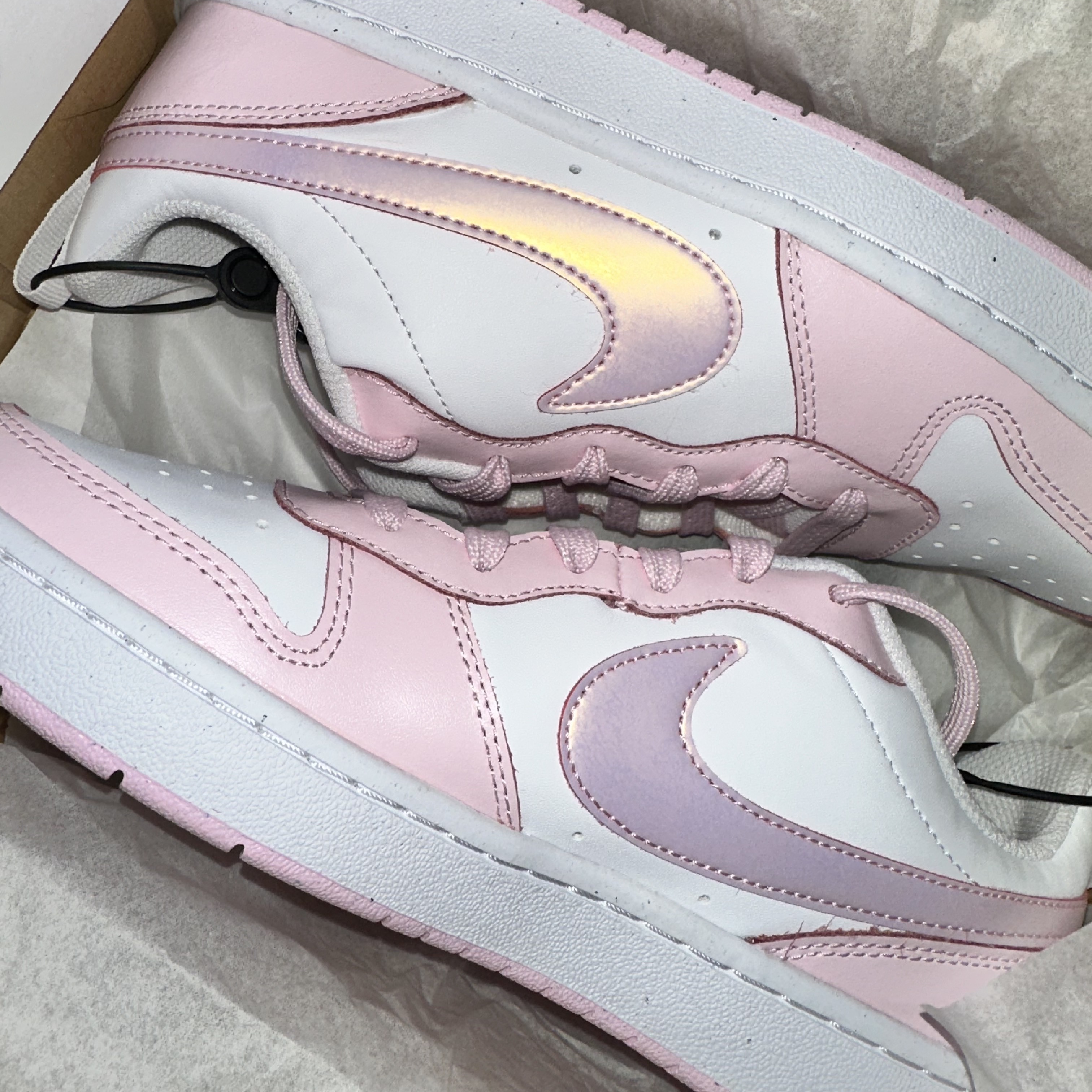 (GS) Nike Court Borough 2 SE White Pink Foam 착용 스타일