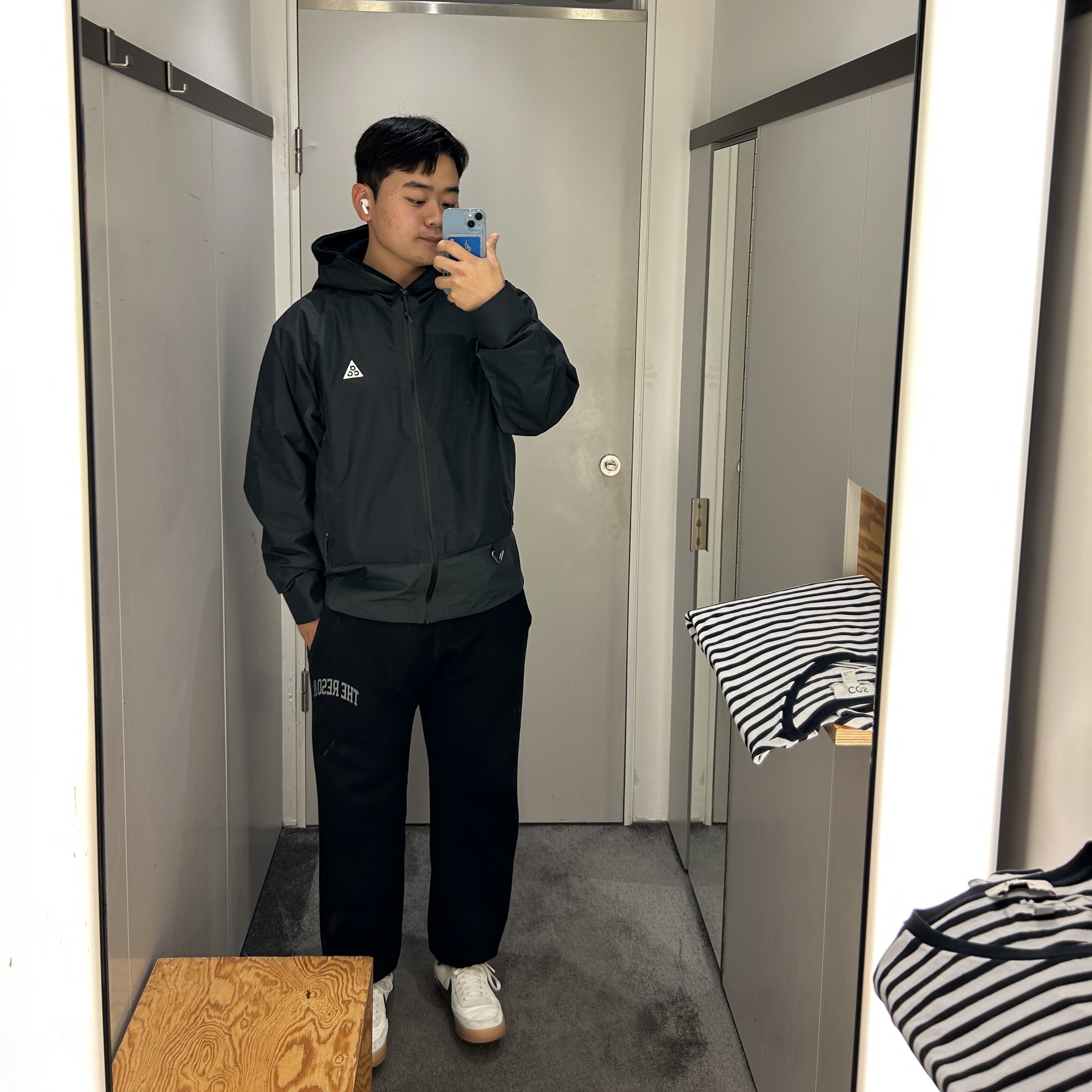 Nike ACG Storm-Fit ADV Cascade Rains Full Zip Shell Jacket Off Noir - Asia 착용 스타일