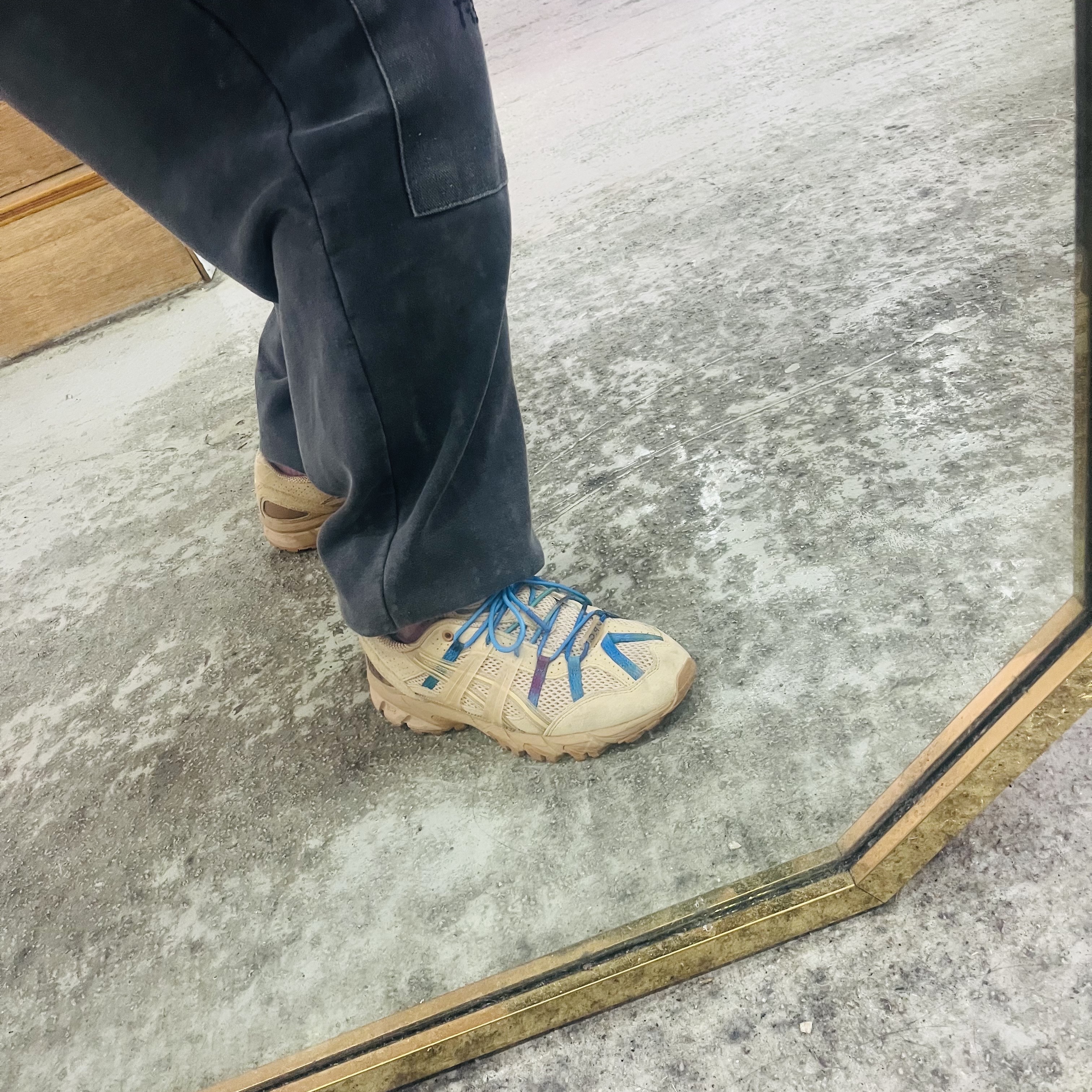 Asics x A.P.C. Gel-Sonoma 15-50 Beige 착용 스타일