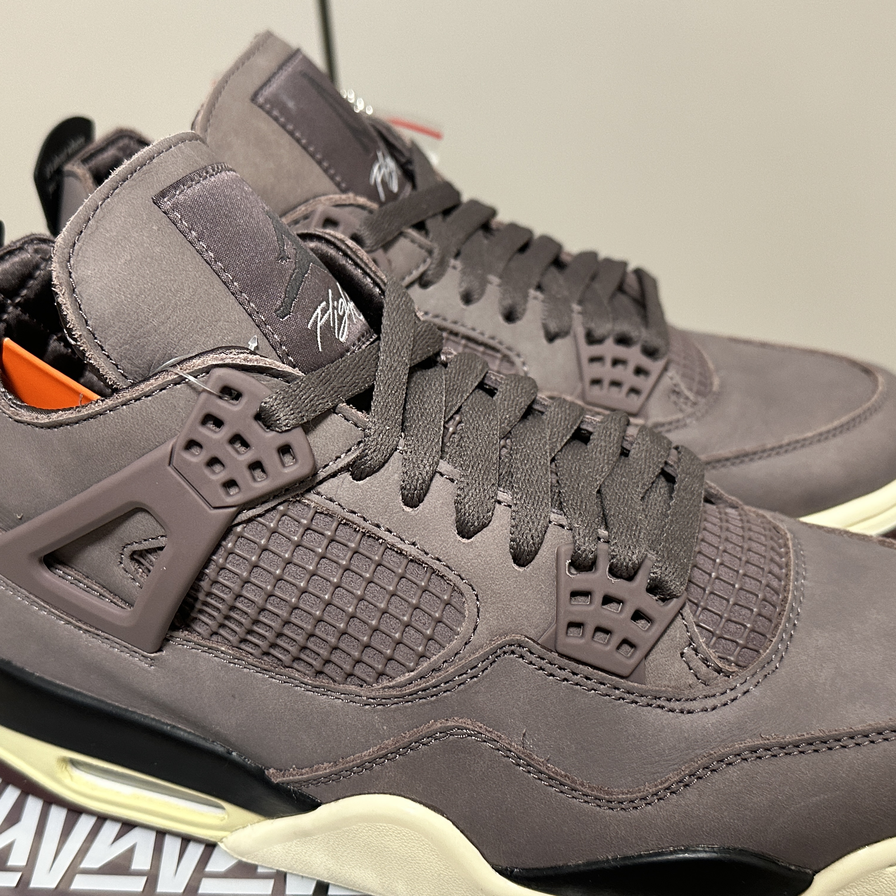 Jordan 4 x A Ma Maniere Retro Violet Ore 착용 스타일 - 4