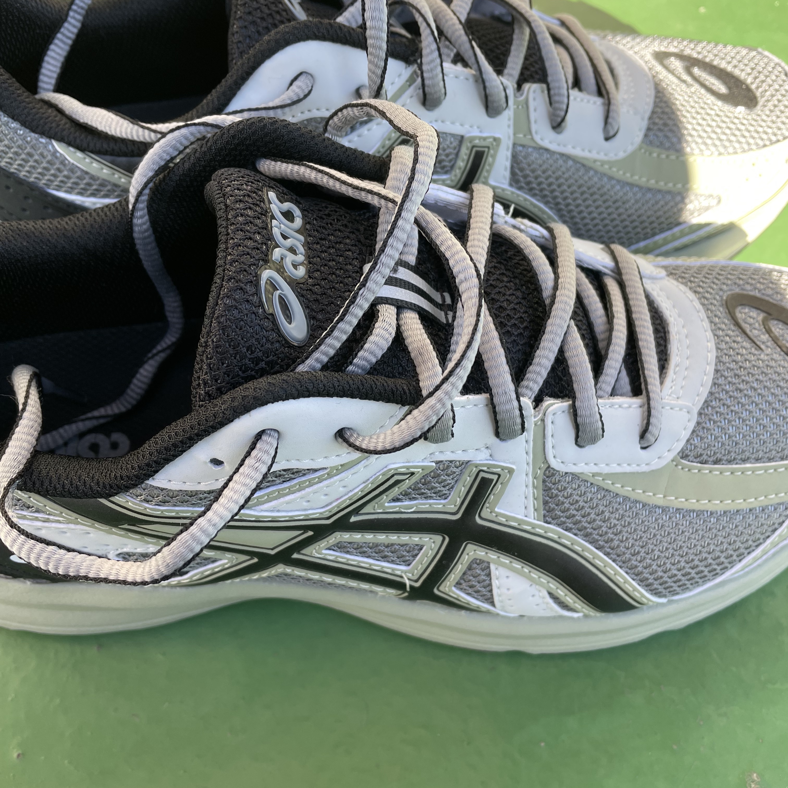 Asics Jog 100 S Sheet Rock - 2E Wide 착용 스타일