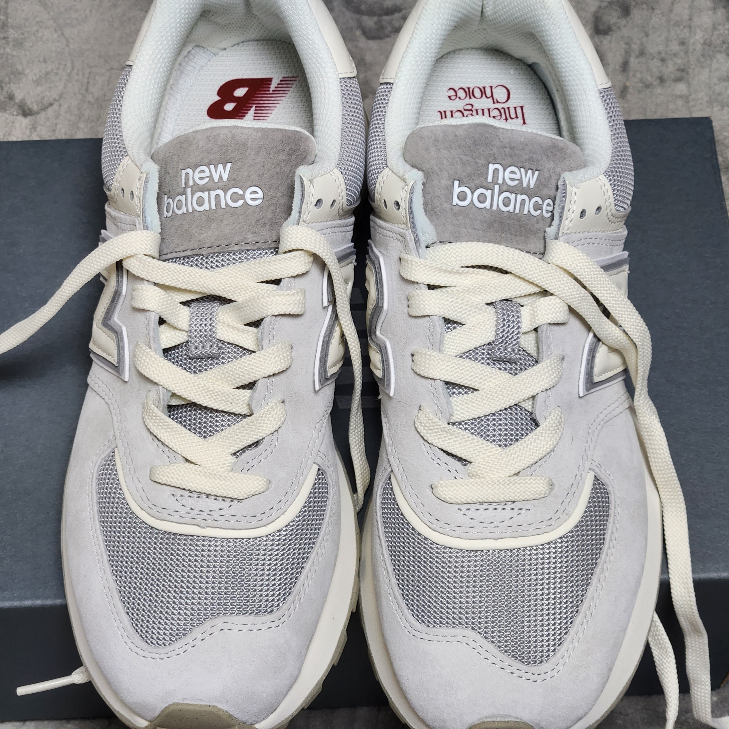 New Balance 574 Legacy Grey Sea Salt 착용 스타일