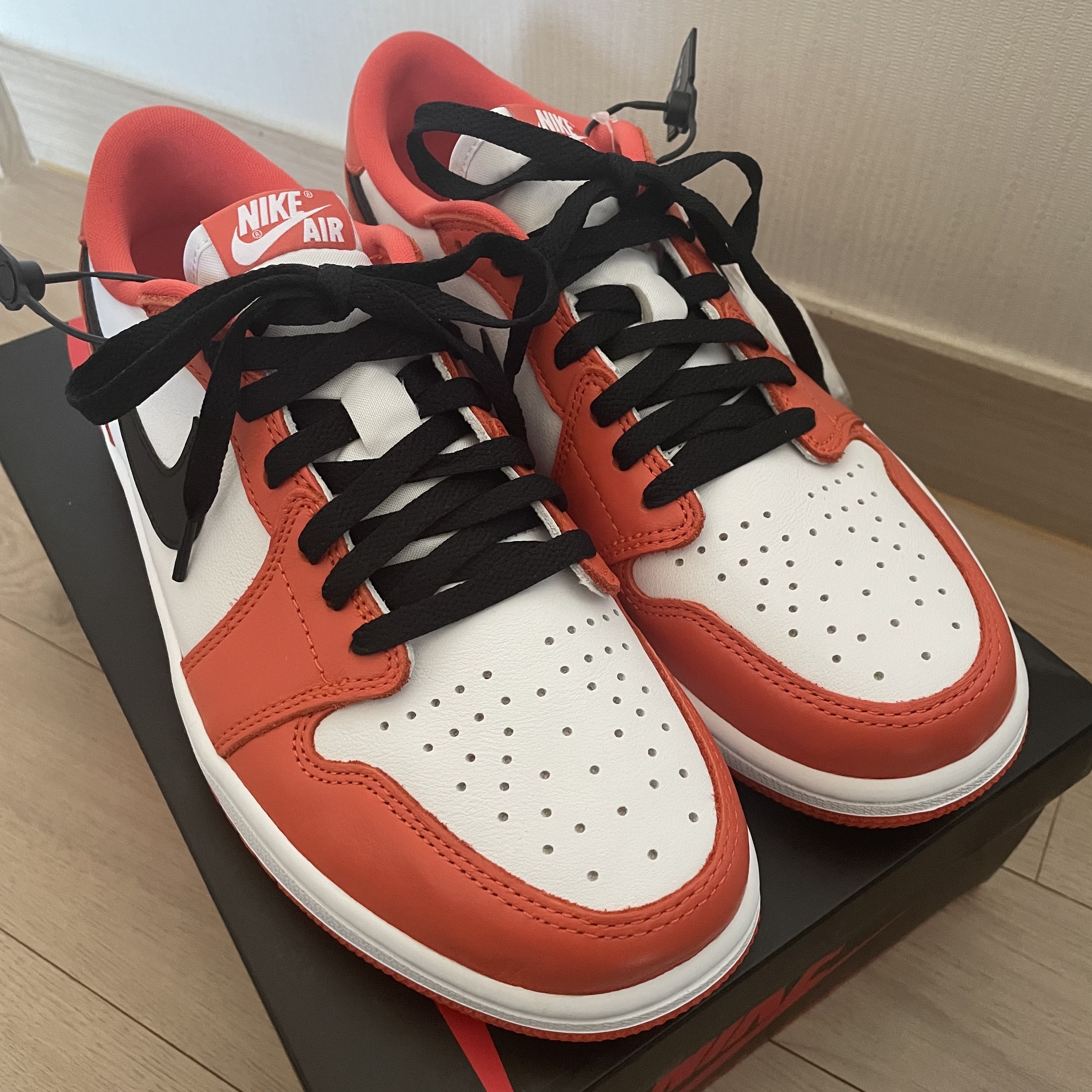 Jordan 1 Low OG Starfish 착용 스타일