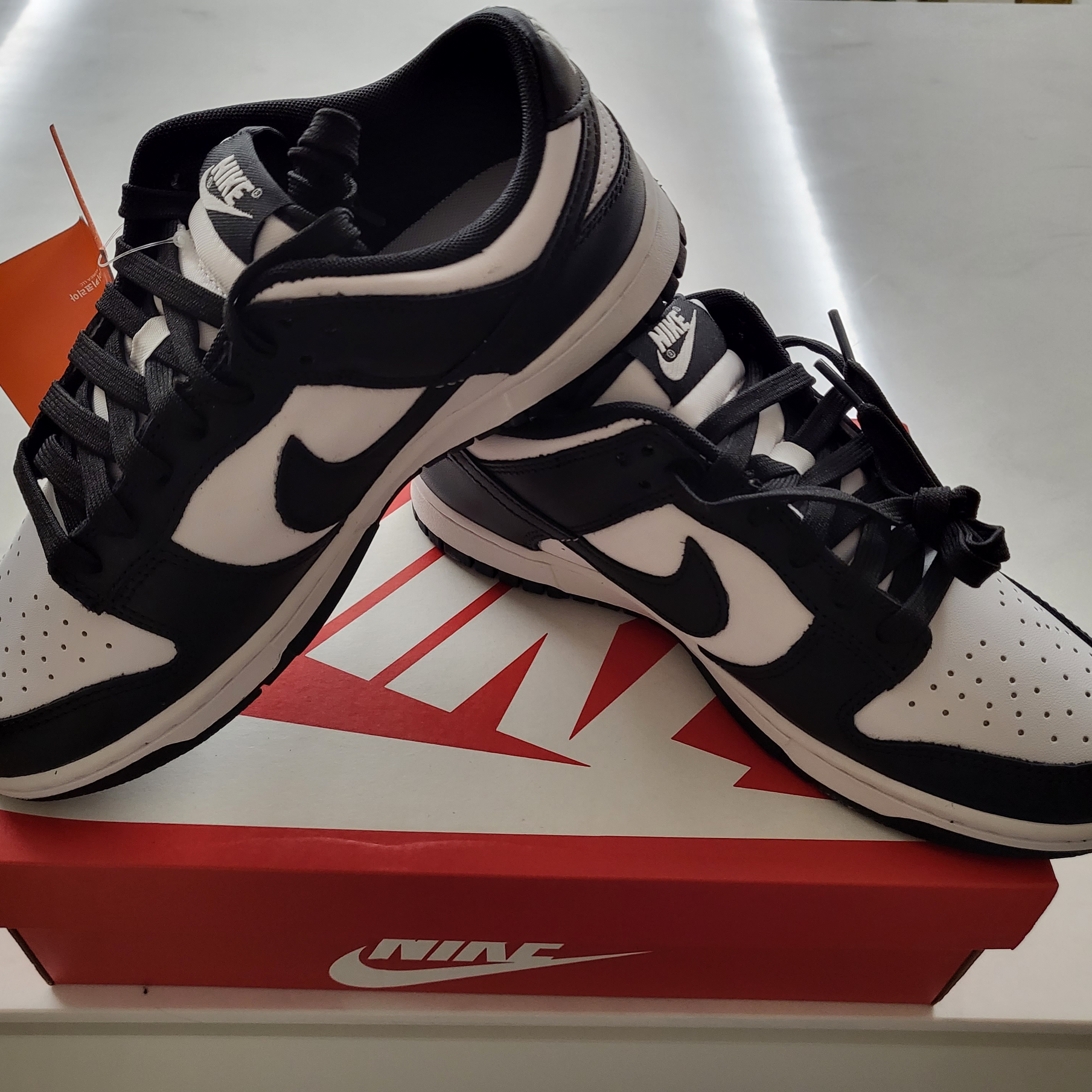 Nike Dunk Low Retro Black 착용 스타일