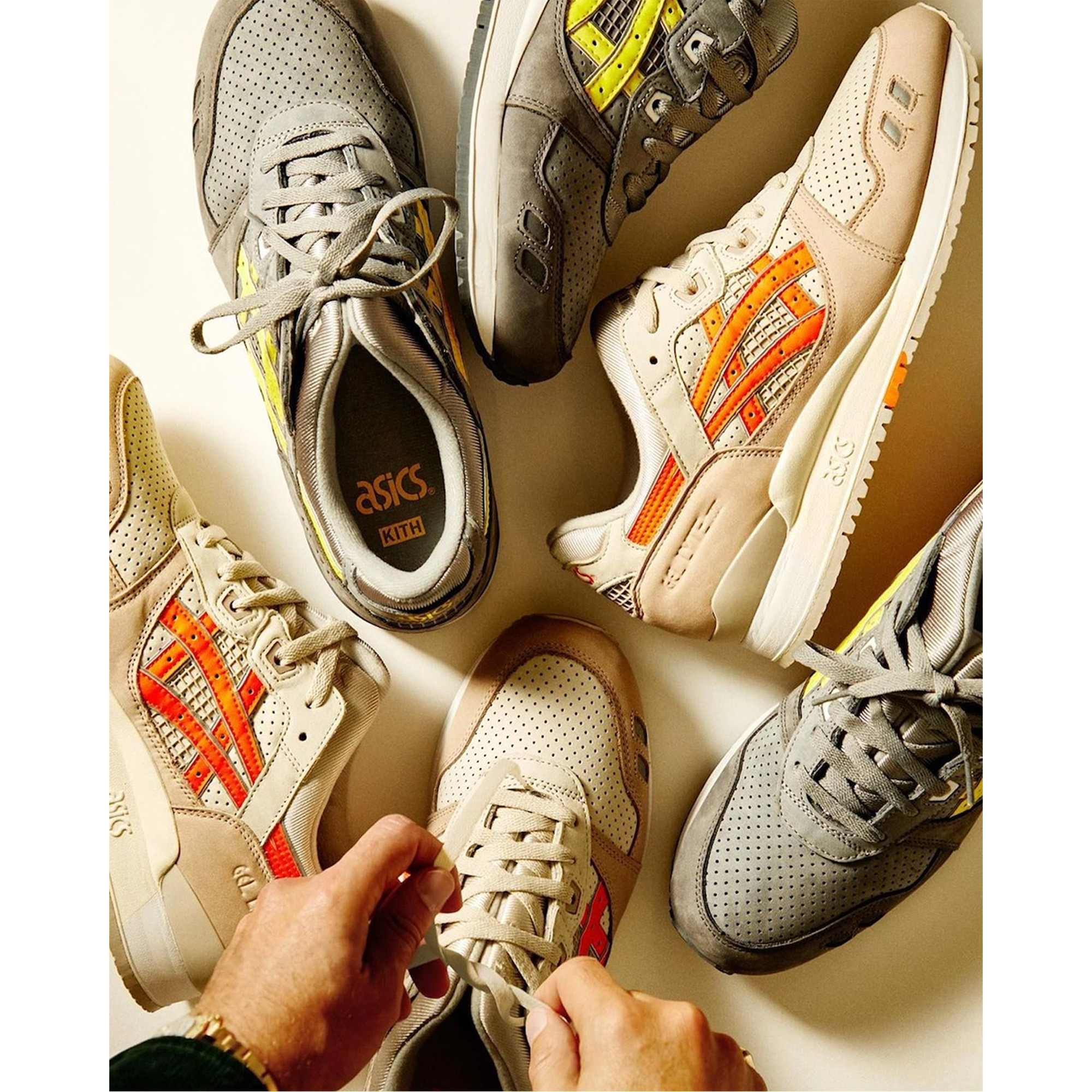 Asics x Ronnie Fieg Gel-Lyte III Remastered Super Yellow 착용 스타일 - 5