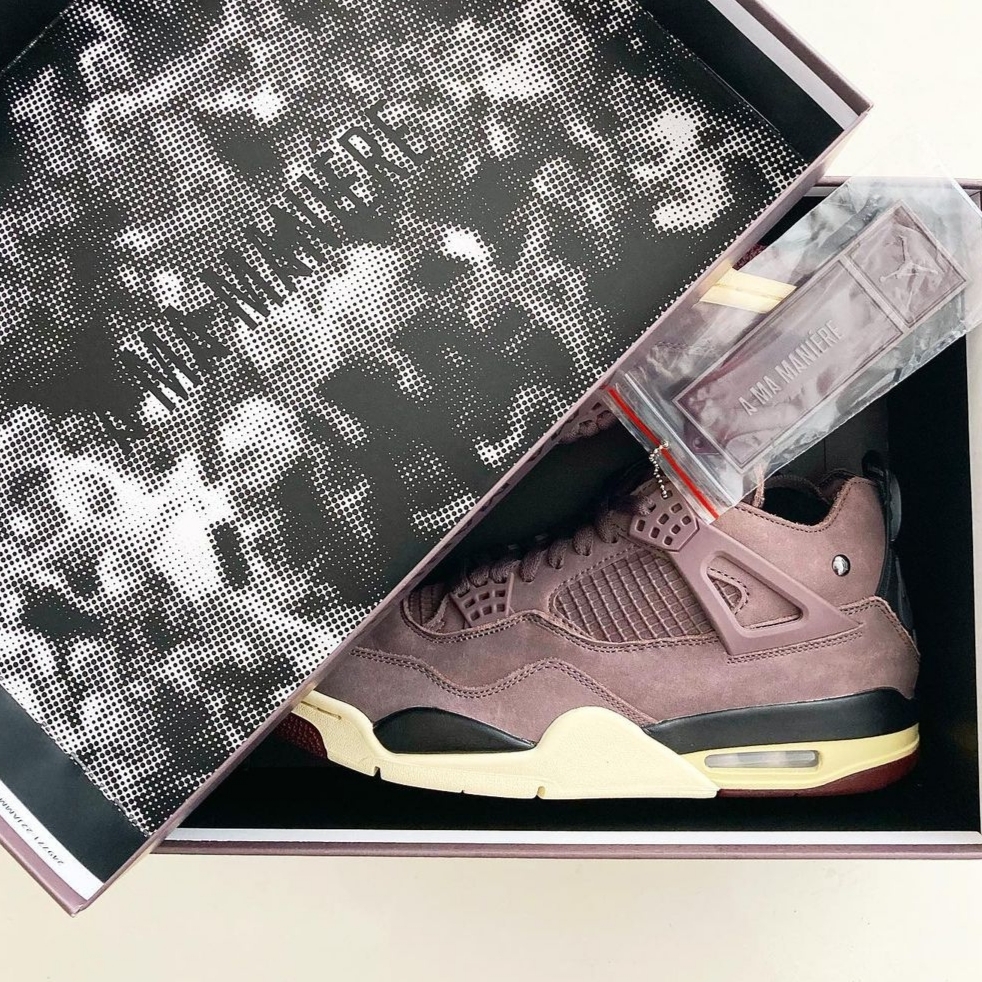 Jordan 4 x A Ma Maniere Retro Violet Ore 착용 스타일