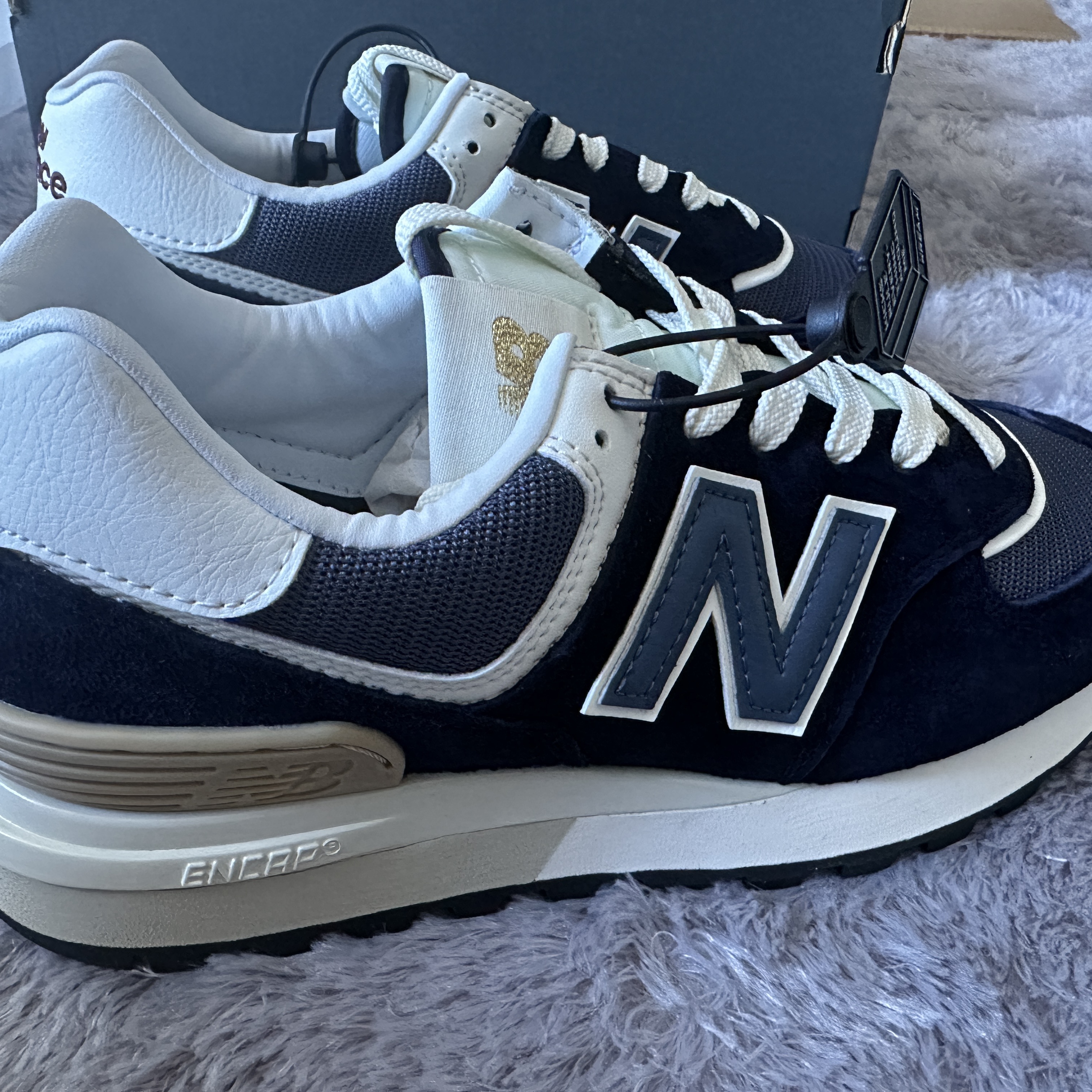 New Balance 574 Legacy Navy 착용 스타일