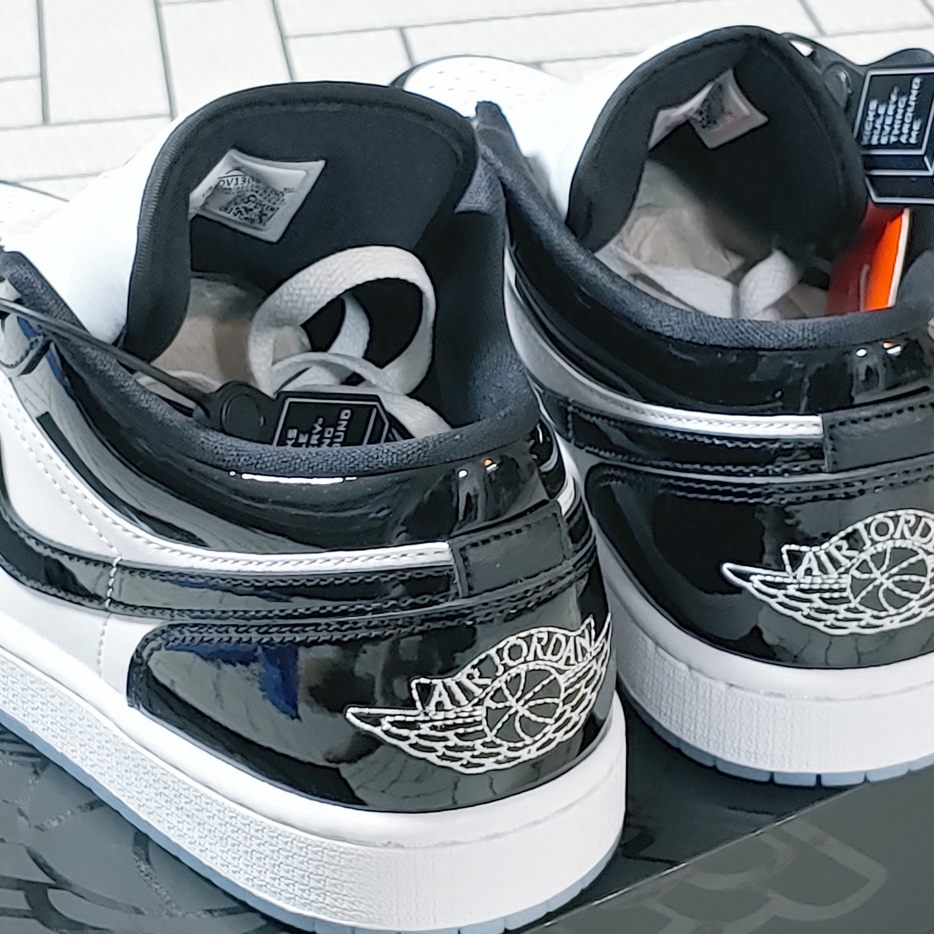 Jordan 1 Low SE Concord 착용 스타일 - 3