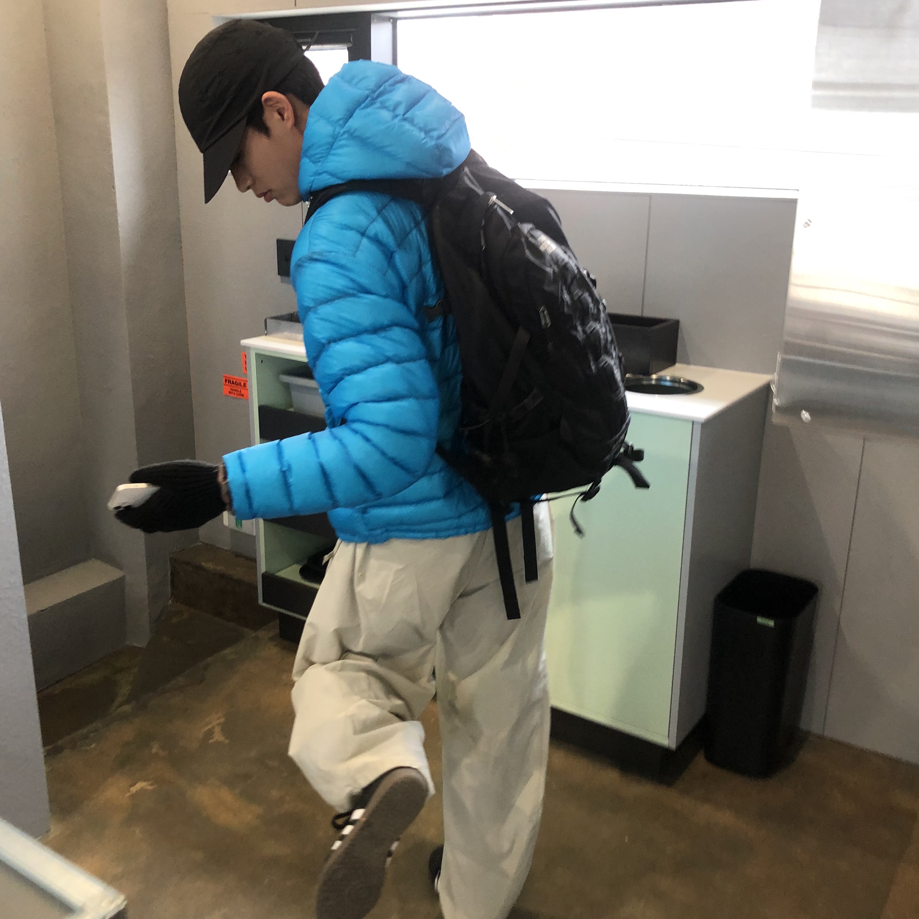 Sansan Gear Side Snap Pants Ice Beige - 22FW, Adidas Samba ADV Black 착용 스타일 - 3