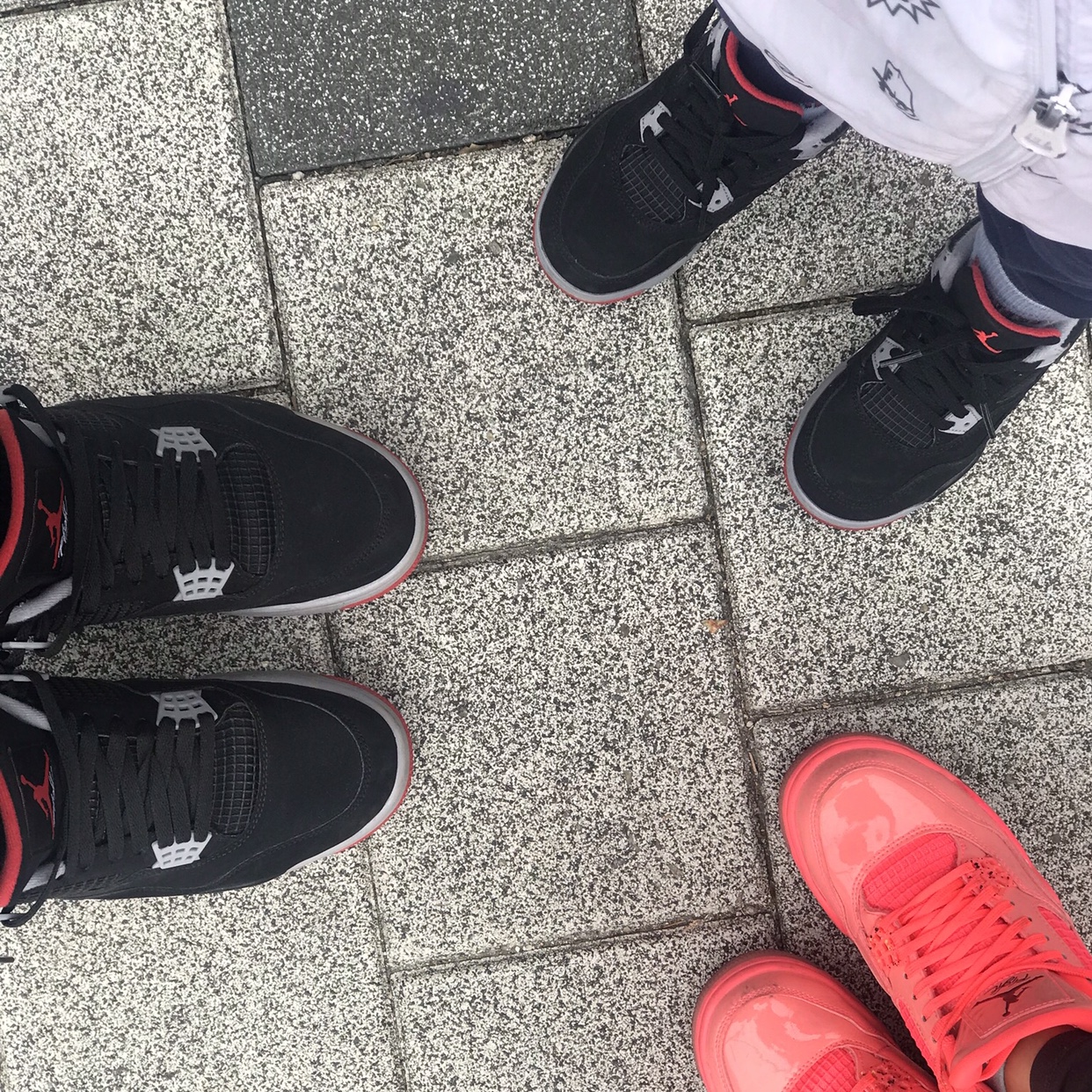 Jordan 4 Retro Bred 2019, (W) Jordan 4 Retro NRG Hot Punch 착용 스타일