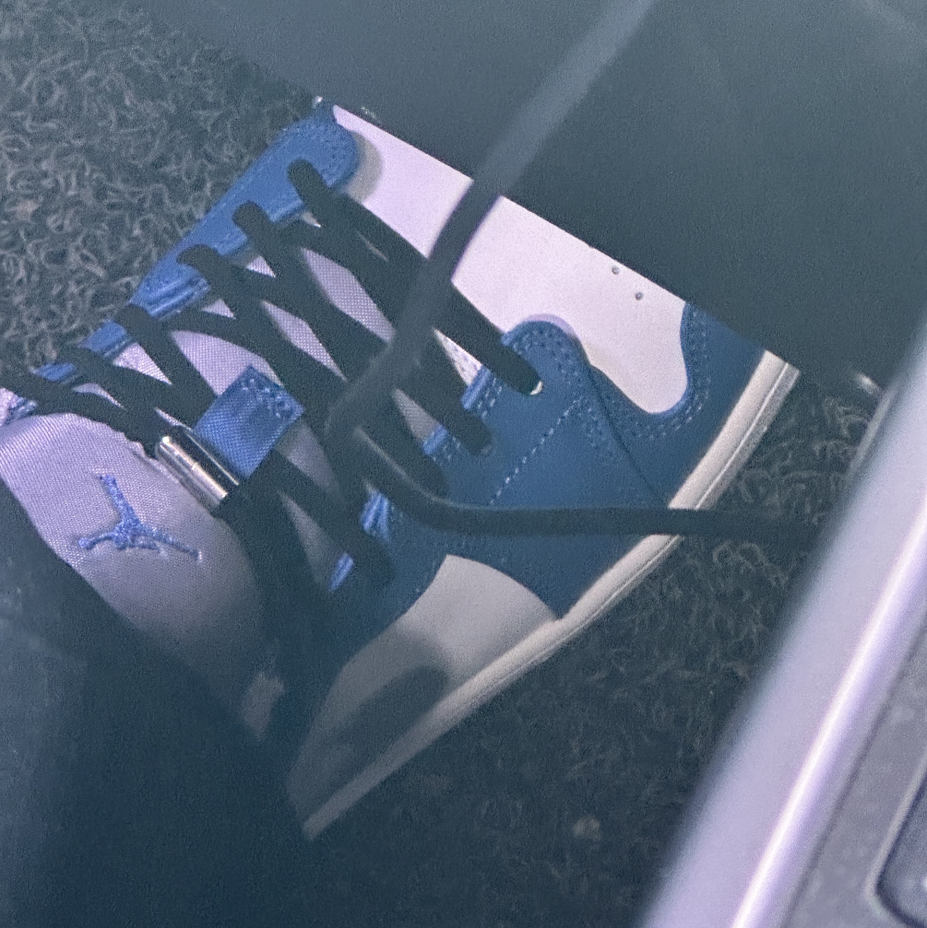 Jordan 1 Low True Blue Cement Grey 착용 스타일 - 2