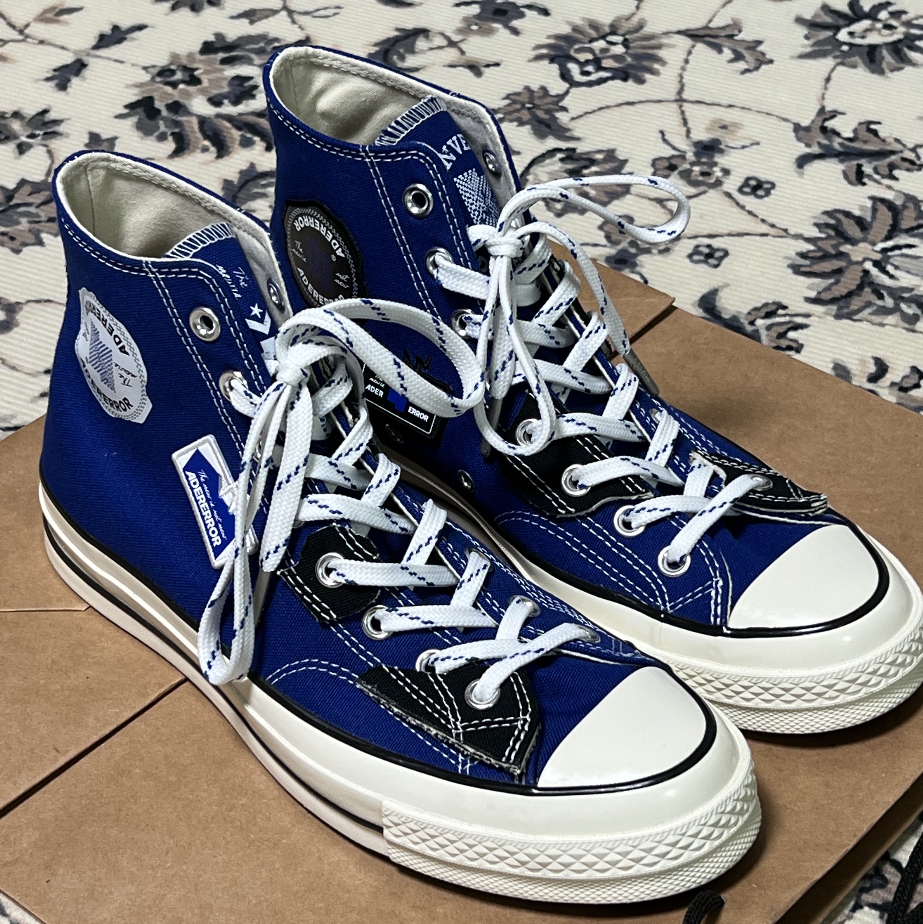 Converse x Ader Error Chuck 70 High White, Converse Chuck 70 Hi Black 착용 스타일 - 3
