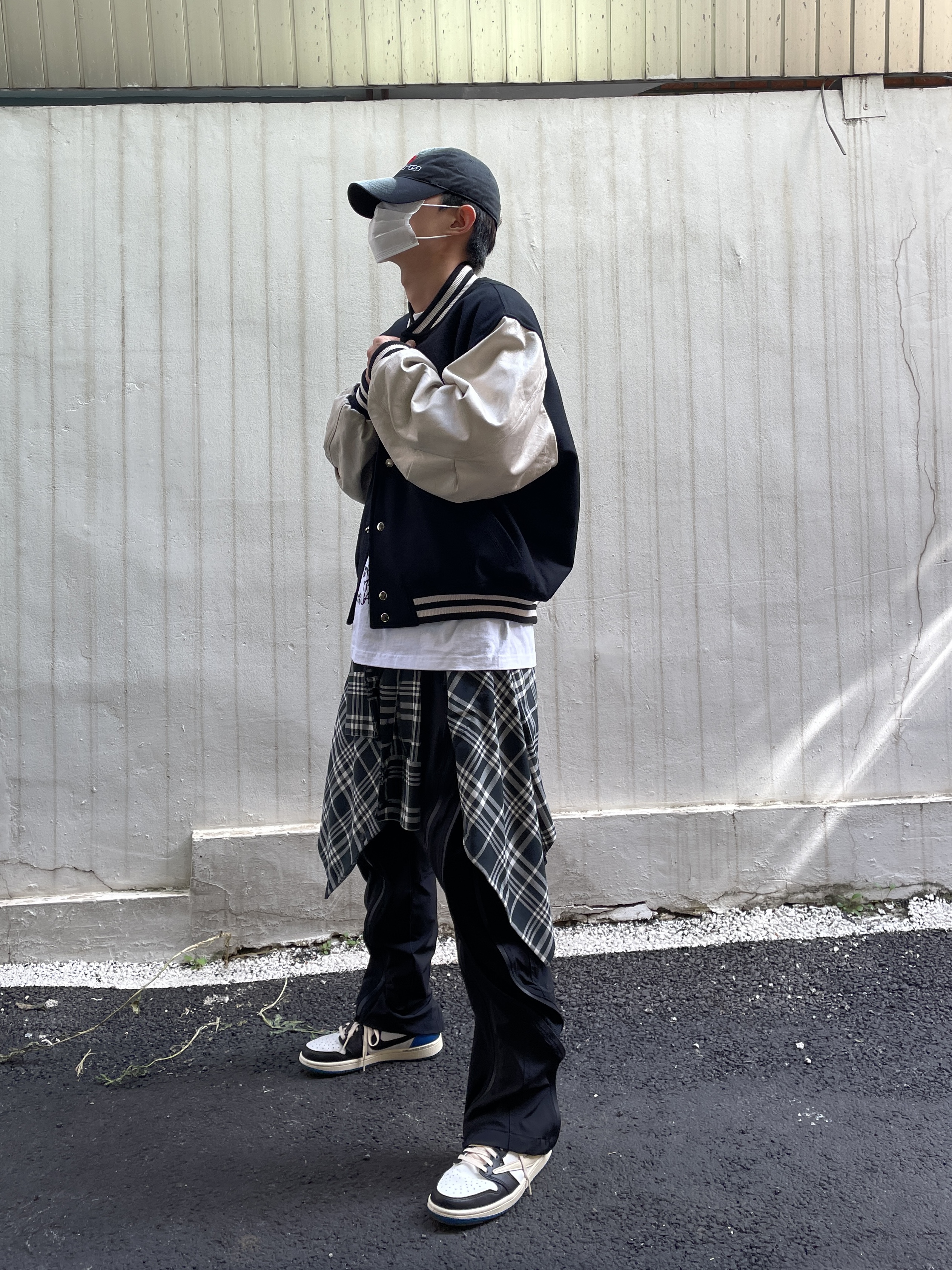 Jordan 1 x Travis Scott x Fragment Retro Low OG SP Military Blue, Undermycar Phan Multi Zip Nylon Mesh Pants Darkest Hour - 21SS 착용 스타일 - 2