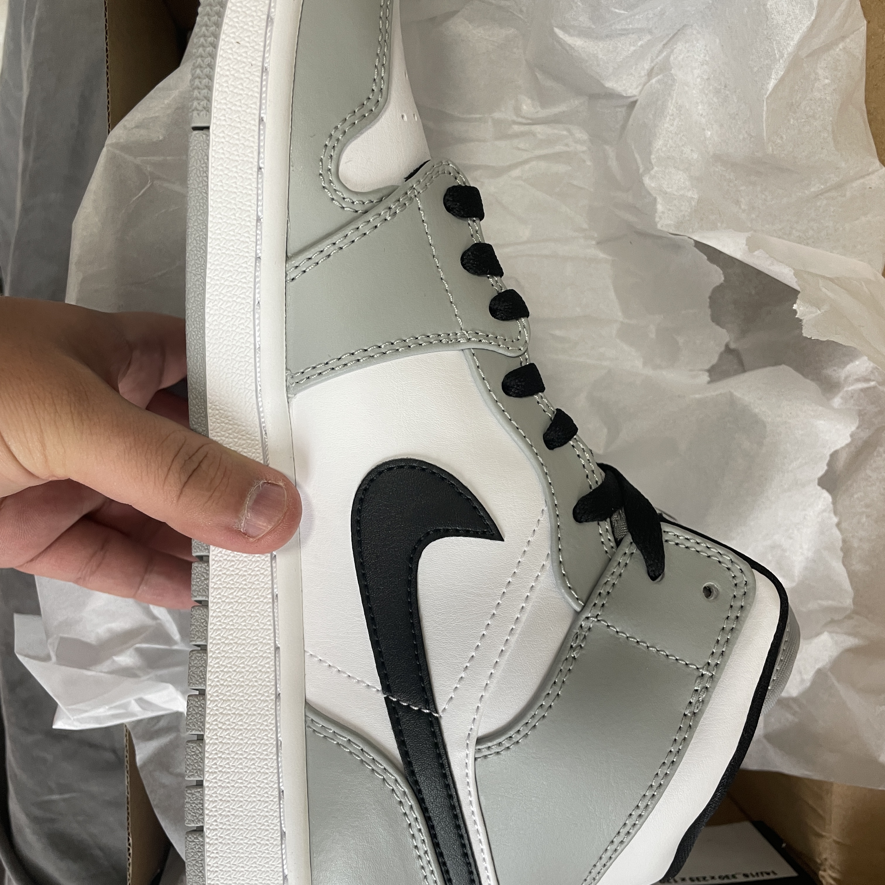 Adidas Samba Vegan White Black, Nike Dunk Low Retro Grey Fog 착용 스타일 - 4