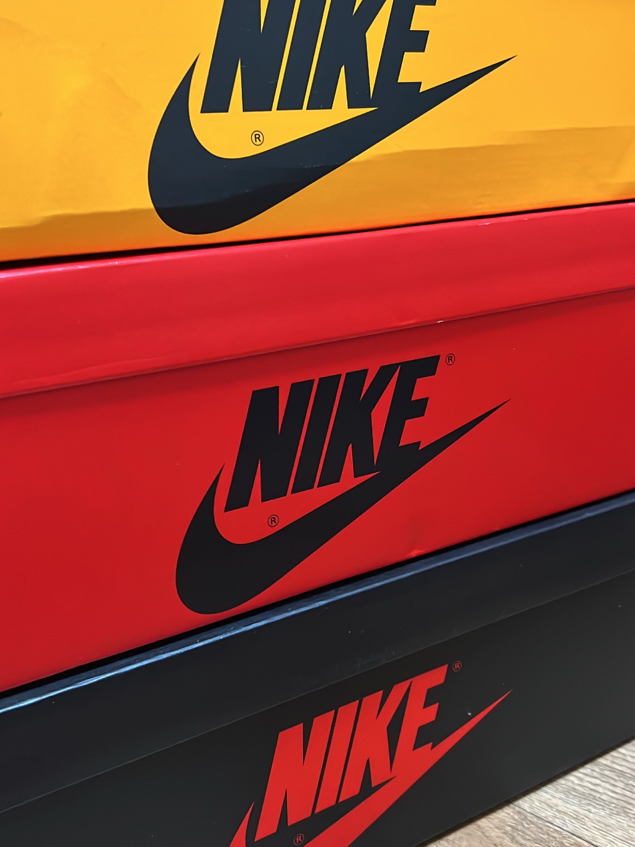 (W) Jordan 1 Retro High OG Silver Toe, Jordan 1 Retro High OG Taxi 착용 스타일