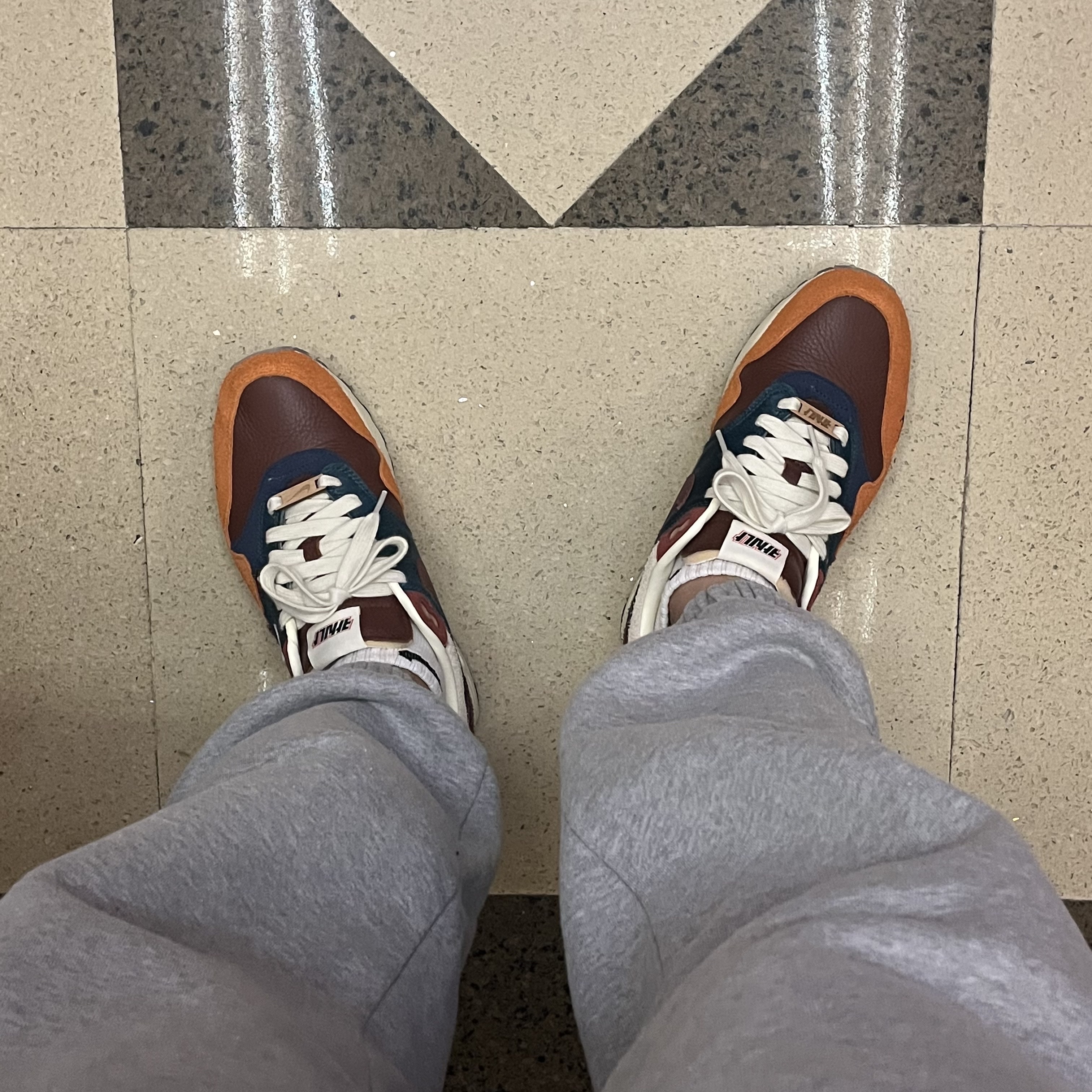 Nike x Kasina Air Max 1 SP Won-Ang Orange 착용 스타일