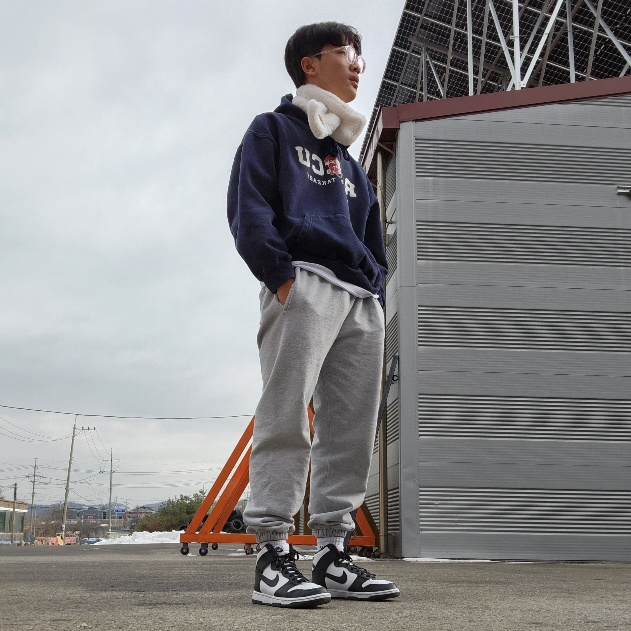 Nike Dunk High Retro Championship White 착용 스타일