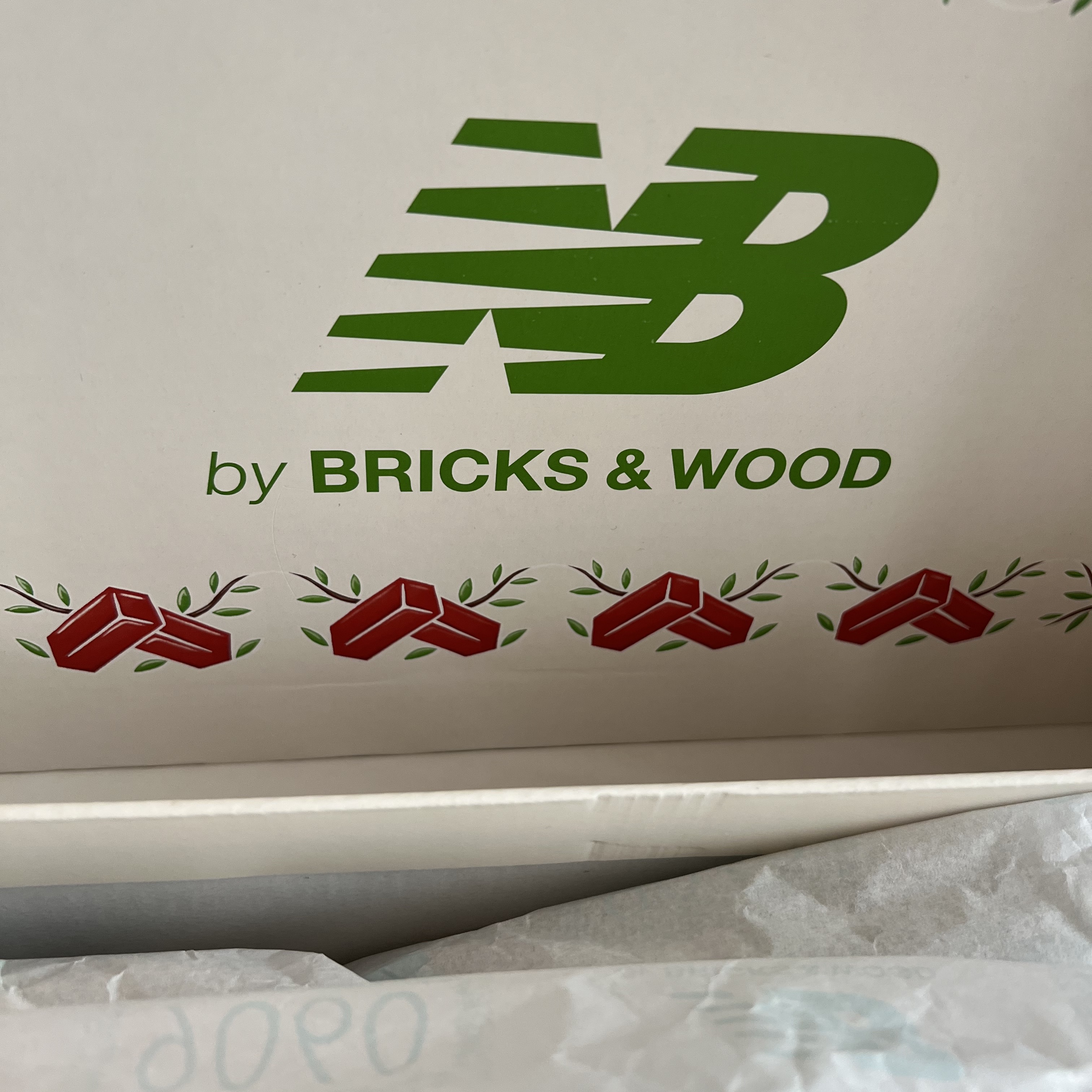 New Balance x Bricks & Wood 9060 Angora Rain Cloud 착용 스타일 - 1
