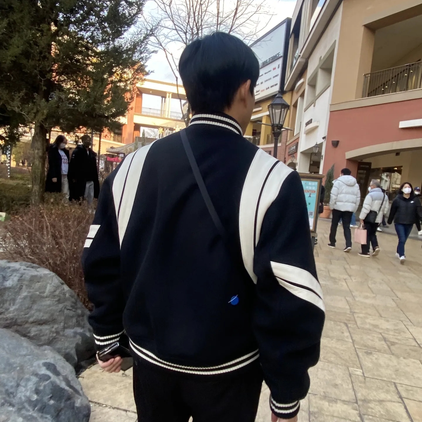 Ader Error Twit Jumper Noir 착용 스타일 - 3
