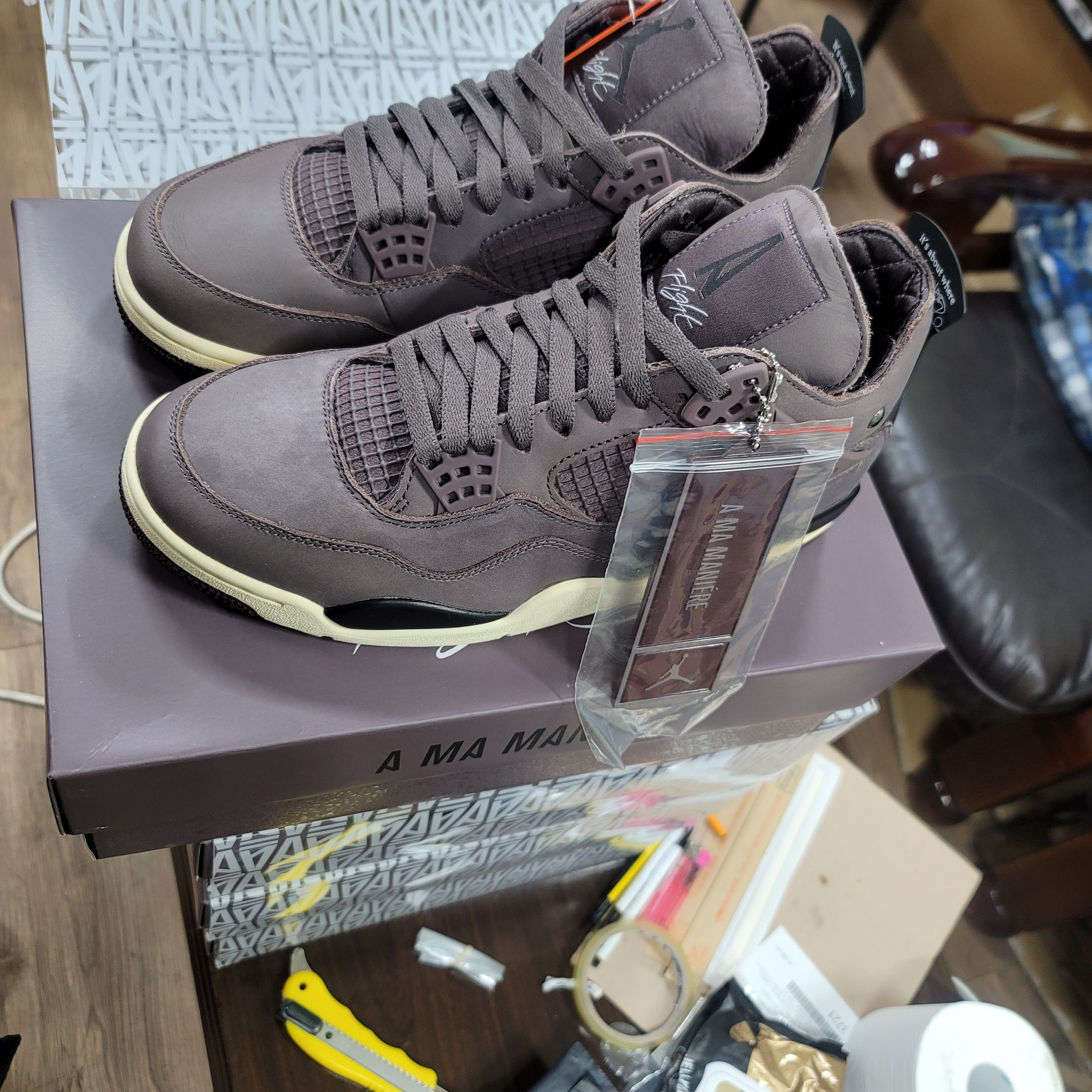 Jordan 4 x A Ma Maniere Retro Violet Ore 착용 스타일 - 1