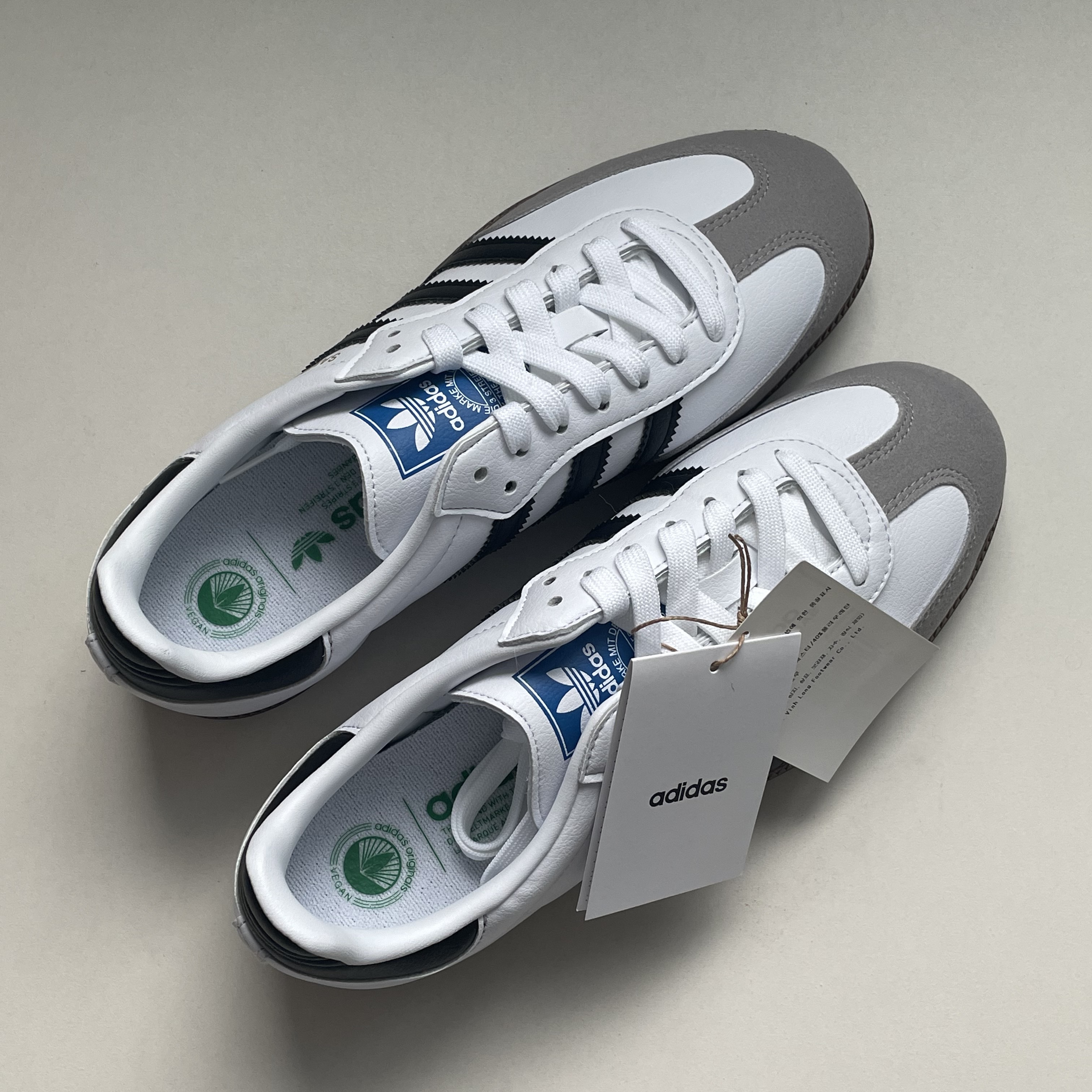 Adidas Samba Vegan White Black 착용 스타일 - 2
