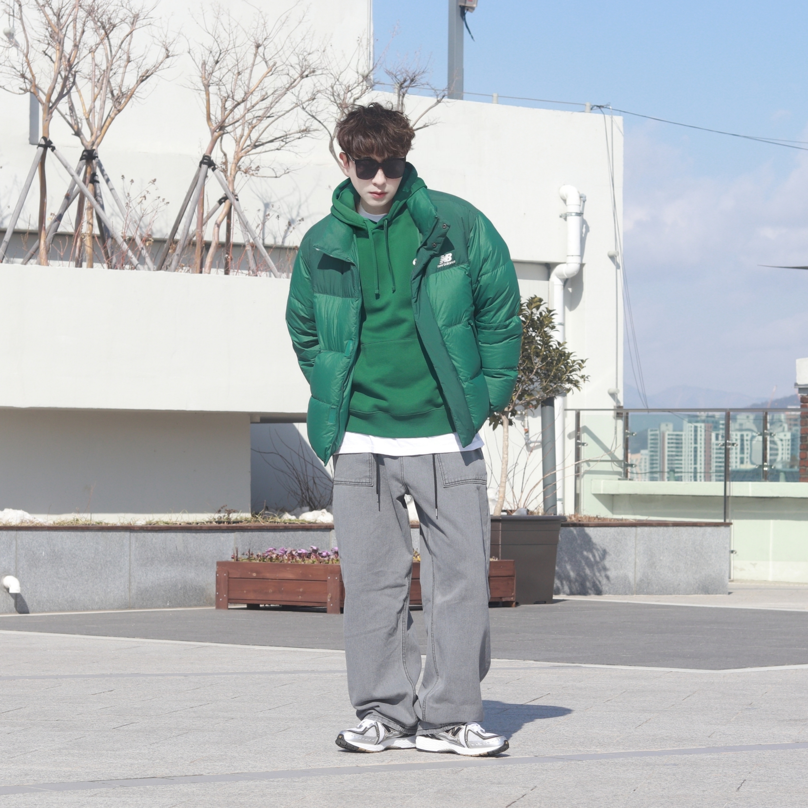 New Balance 1906R White Gold 착용 스타일 - 4