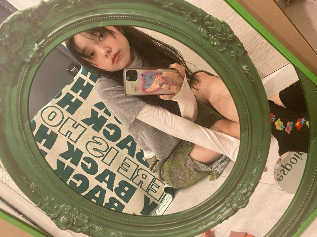Say Touche Framex3 Mirror Green 착용 스타일 - 2